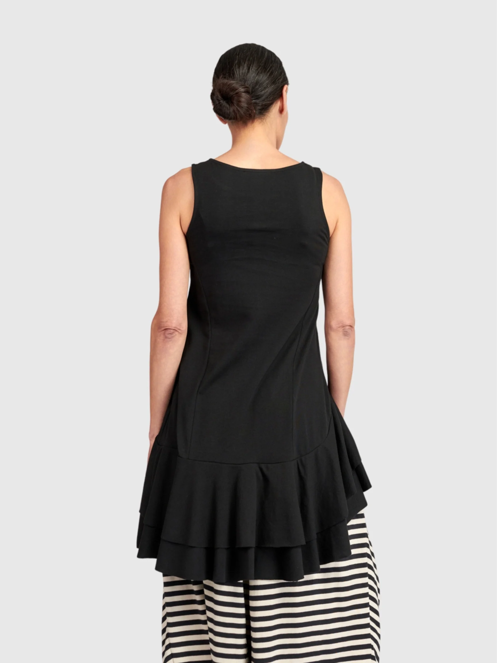 Cascade Tank in Black