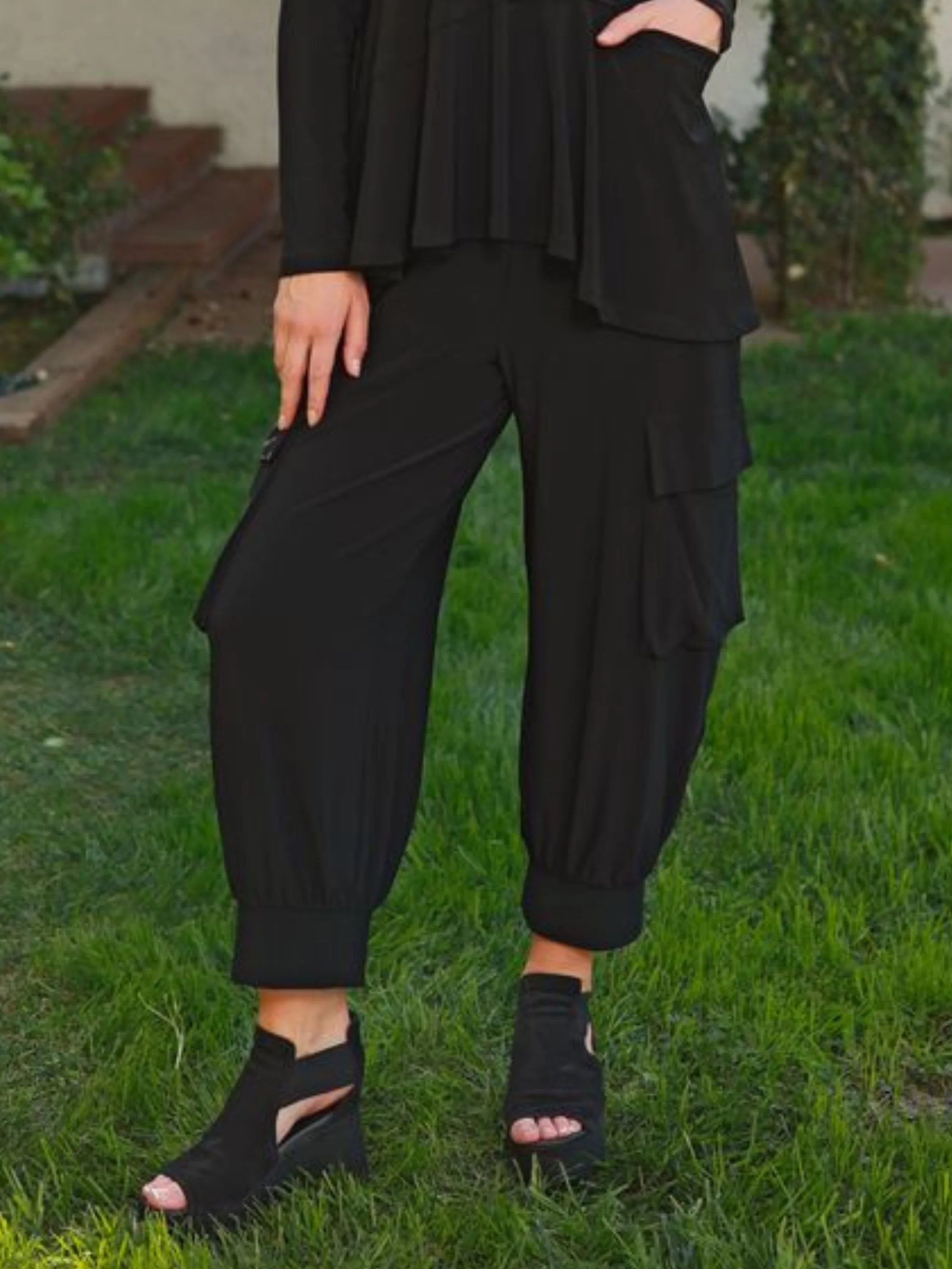 Charlie Pant in Black
