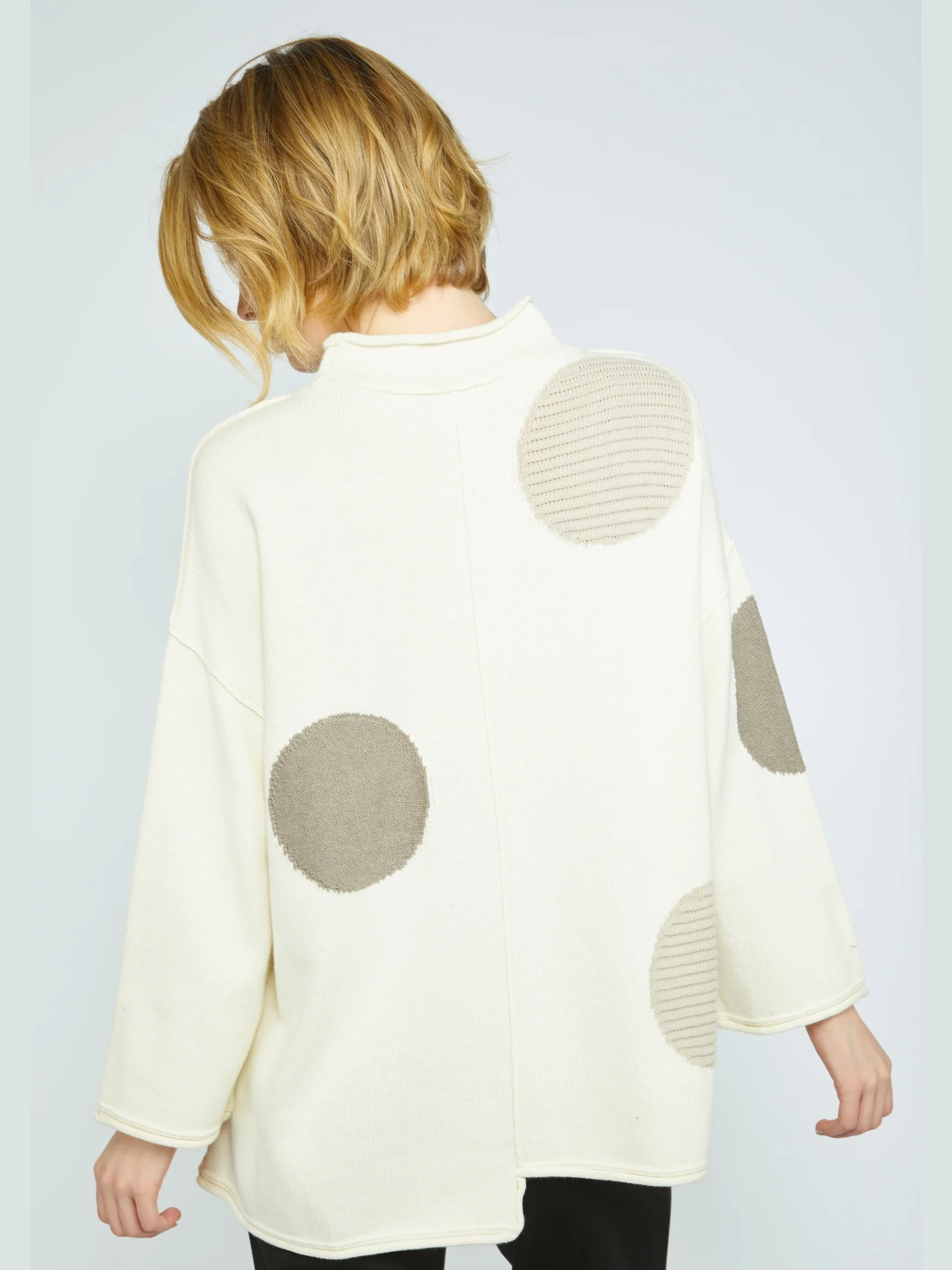 Circle Back Tunic in Winter White