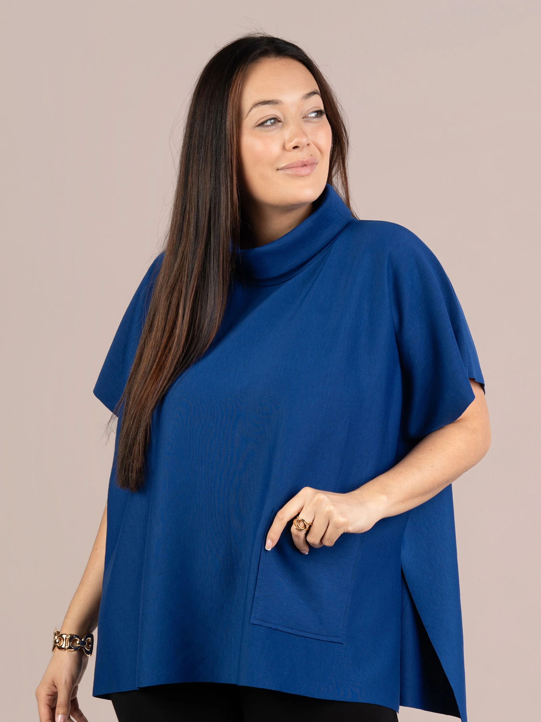 Cloud Pocket Pop Over in Cobalt