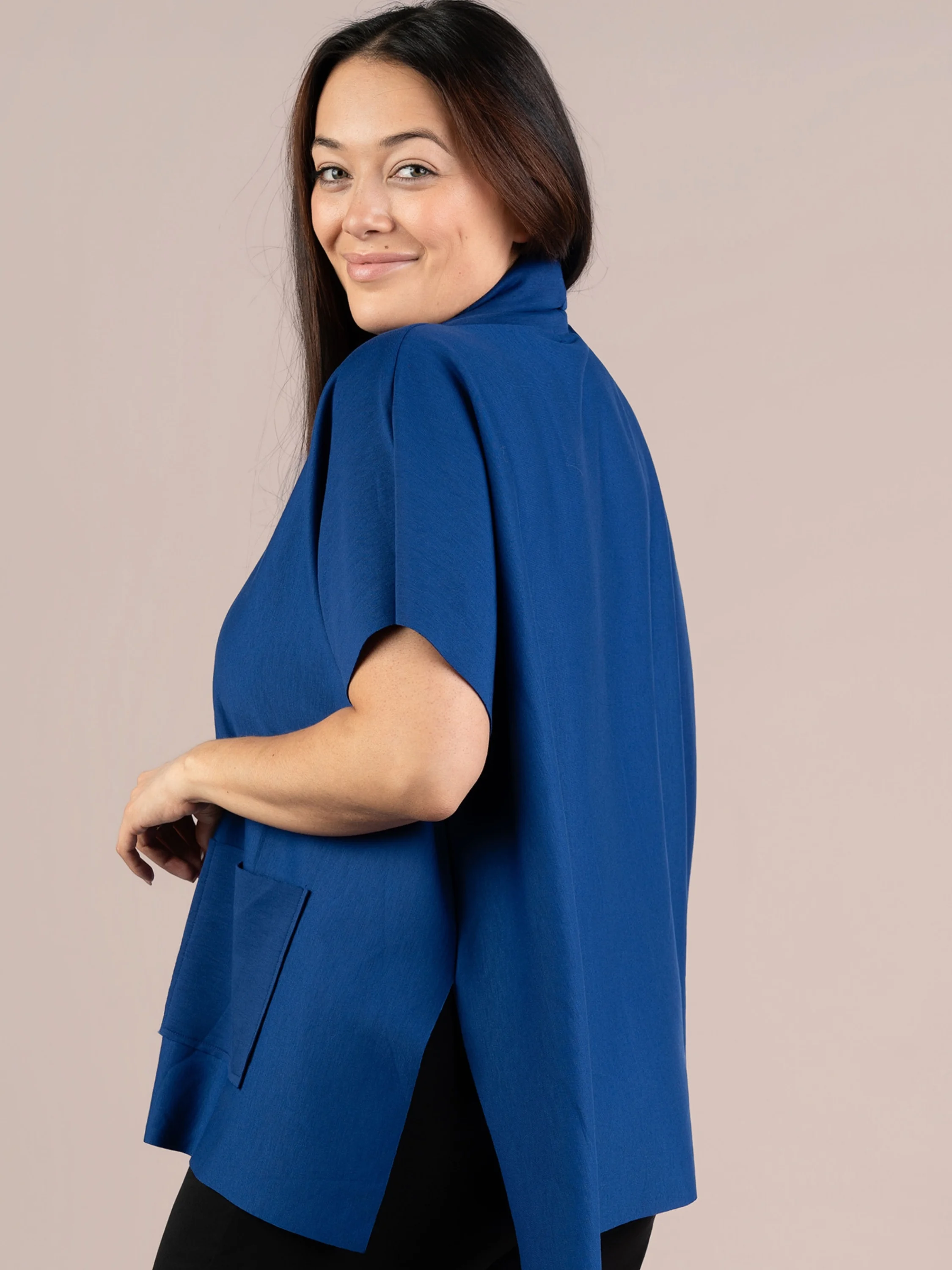 Cloud Pocket Pop Over in Cobalt
