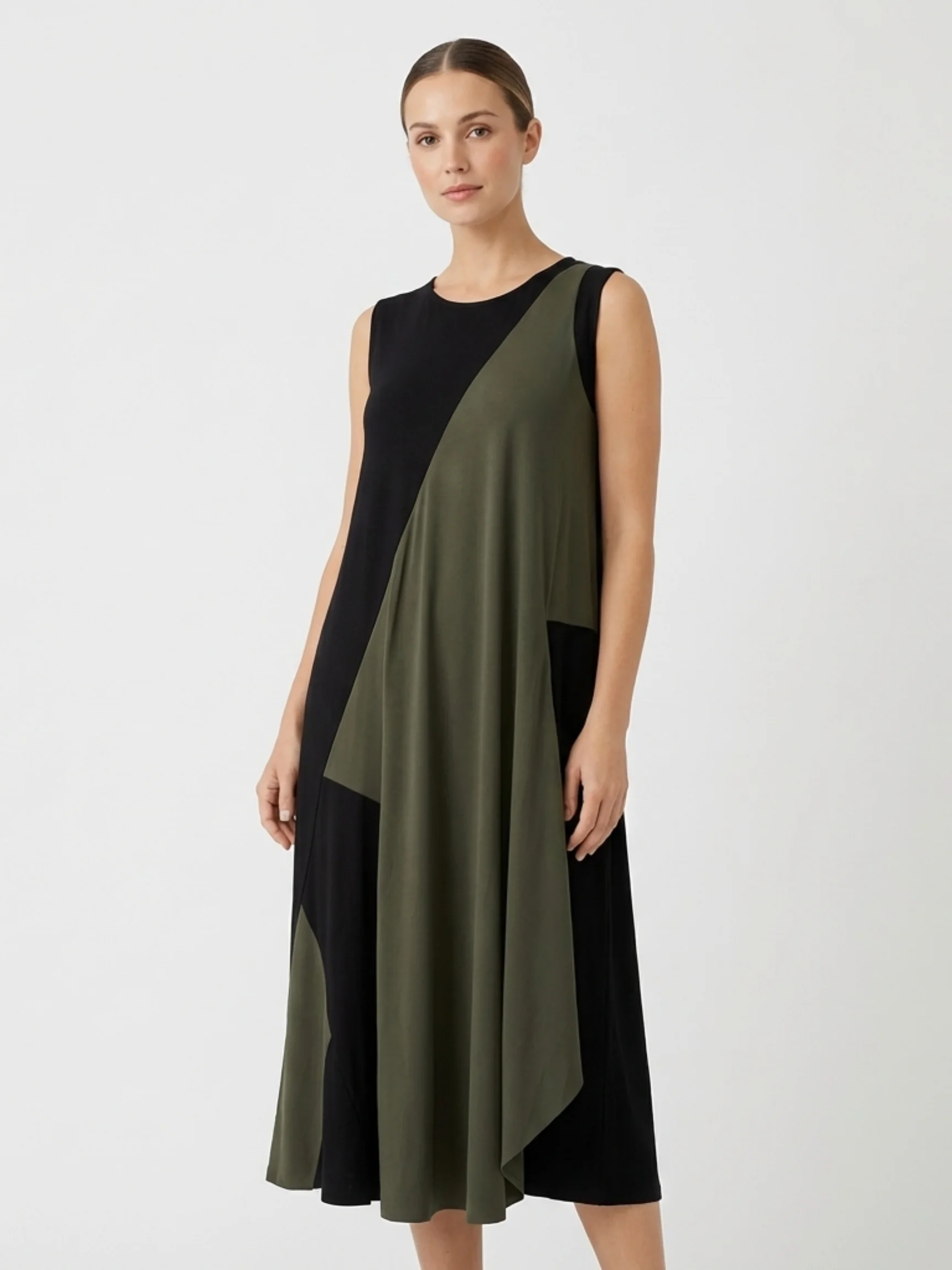 Colorblock Midi Dress in Black/Olive