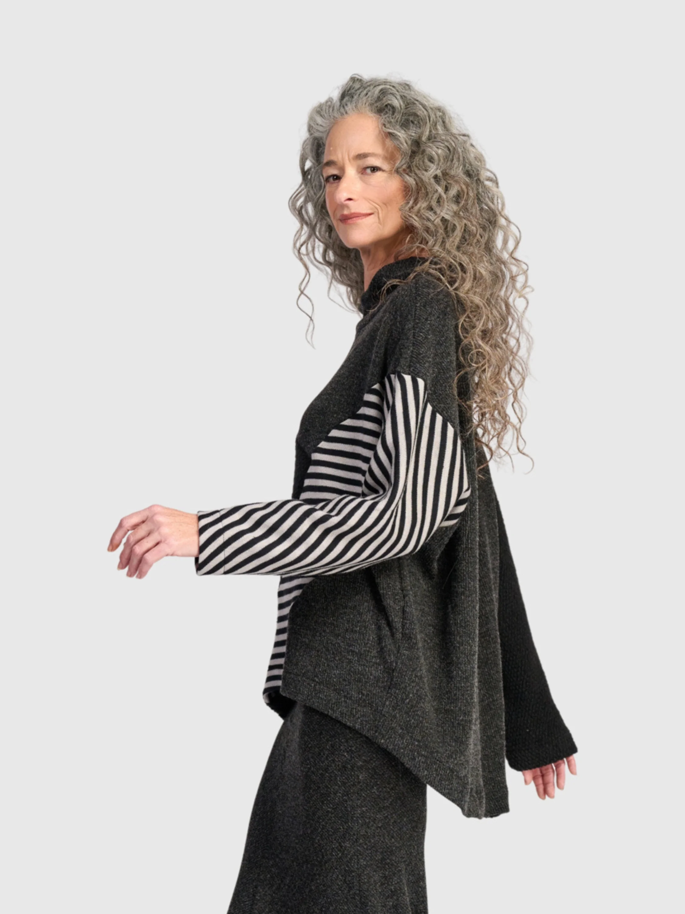 Colorblock Pullover in Mix