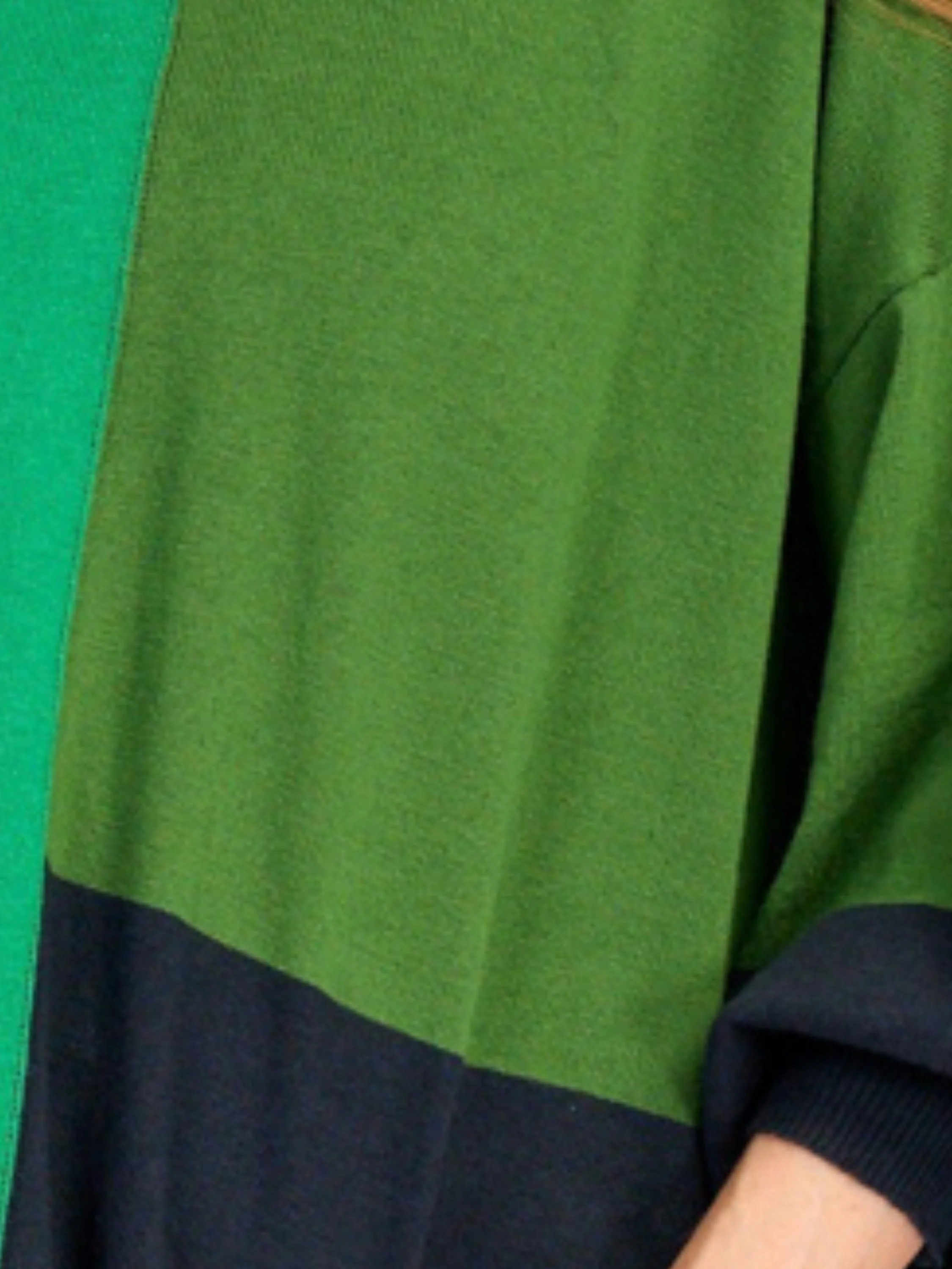 Colorblock Sweater in Green