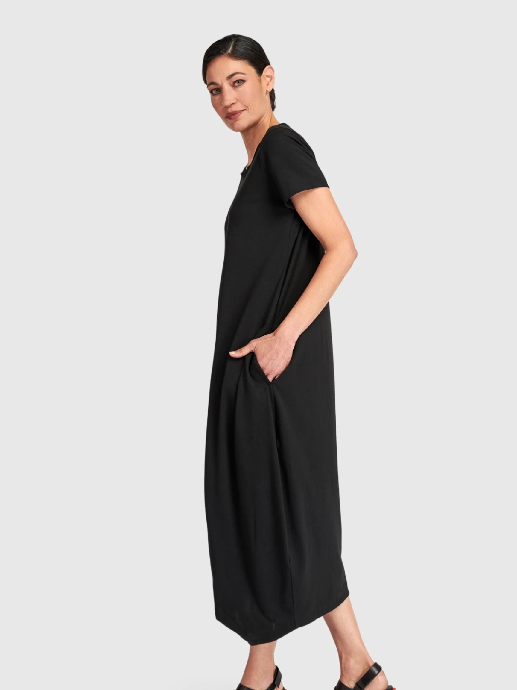 Crescent Dress in Black
