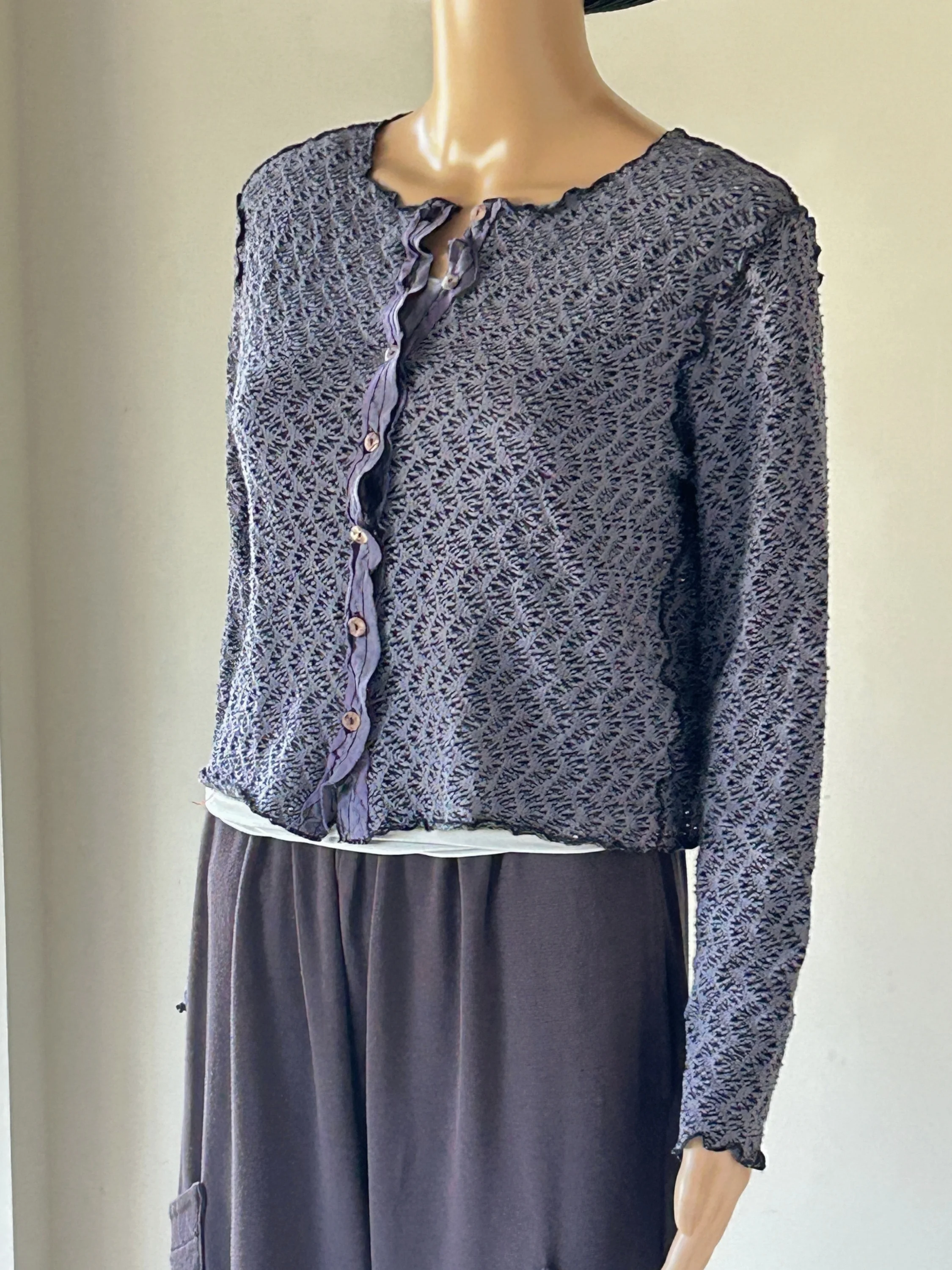 Crop Cardigan in Whisper