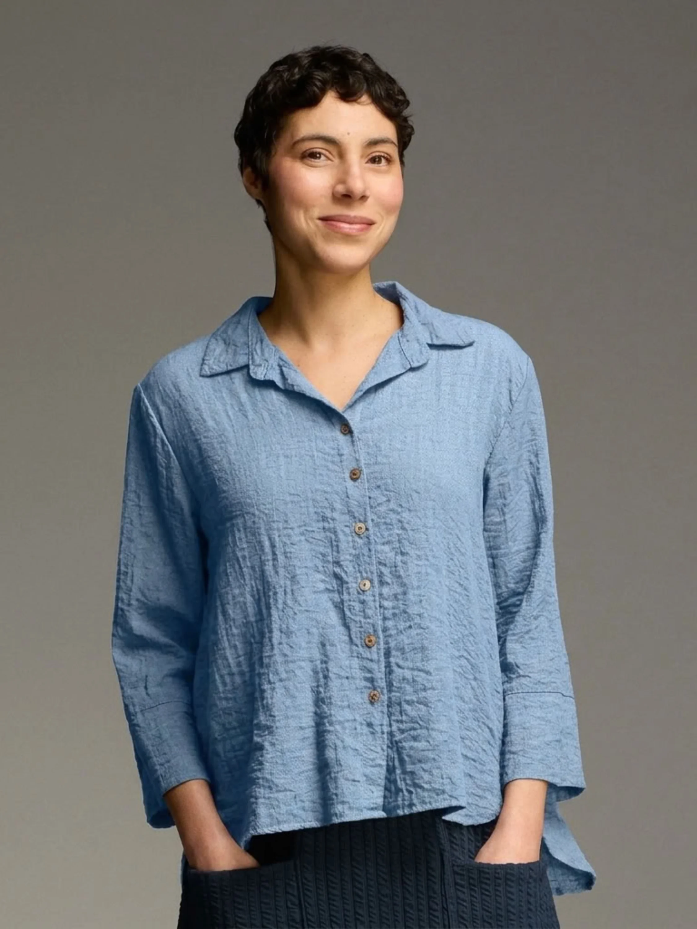 Crop Easy Shirt in Chambray