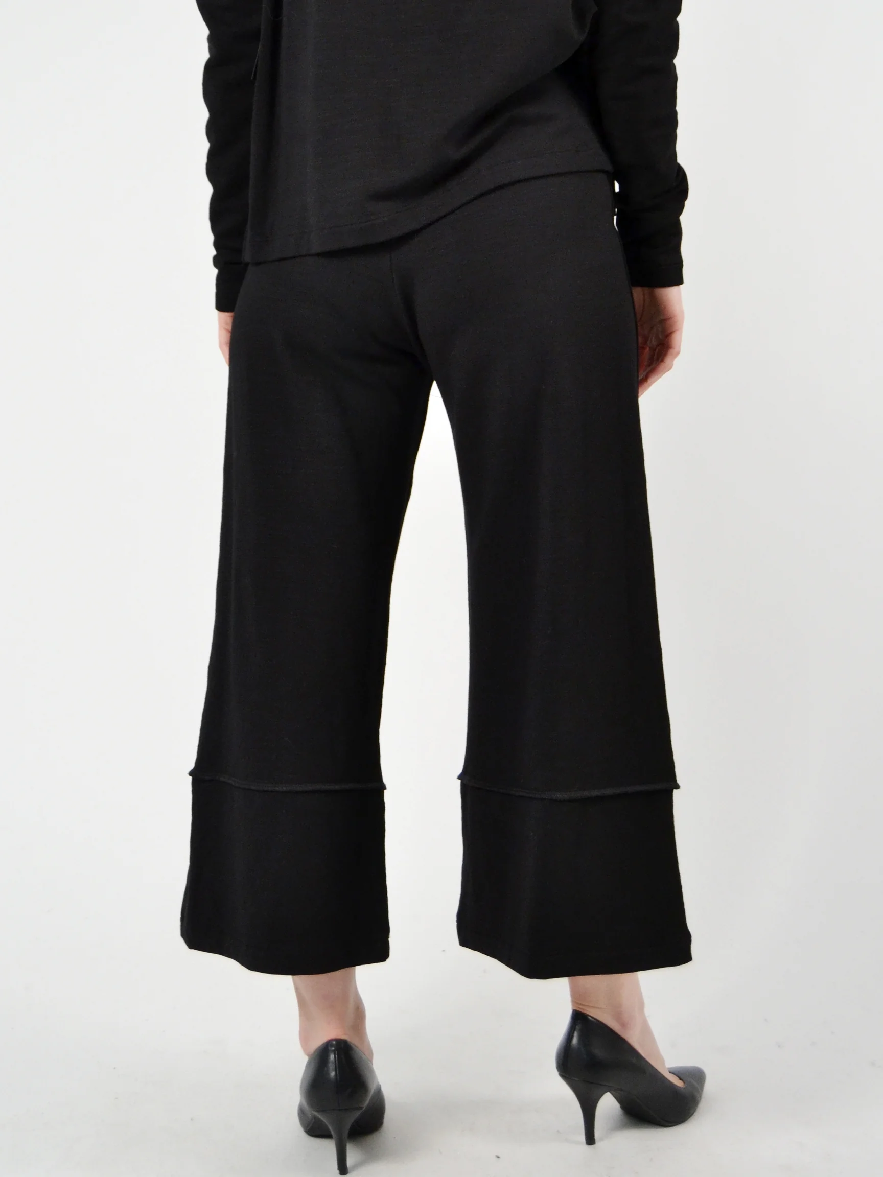 Crop Full Pant in Black