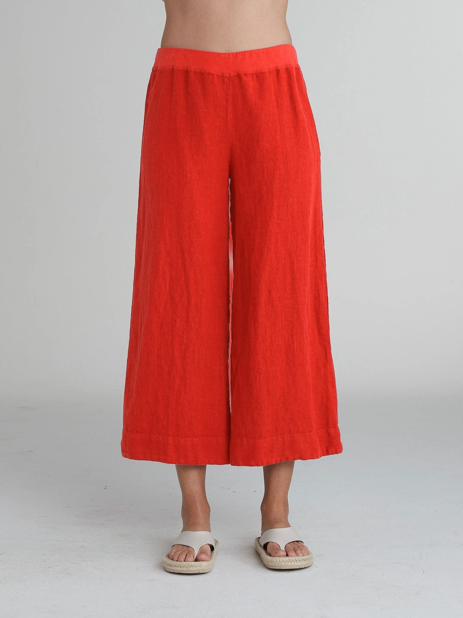 Crop Pant in Harbor Red