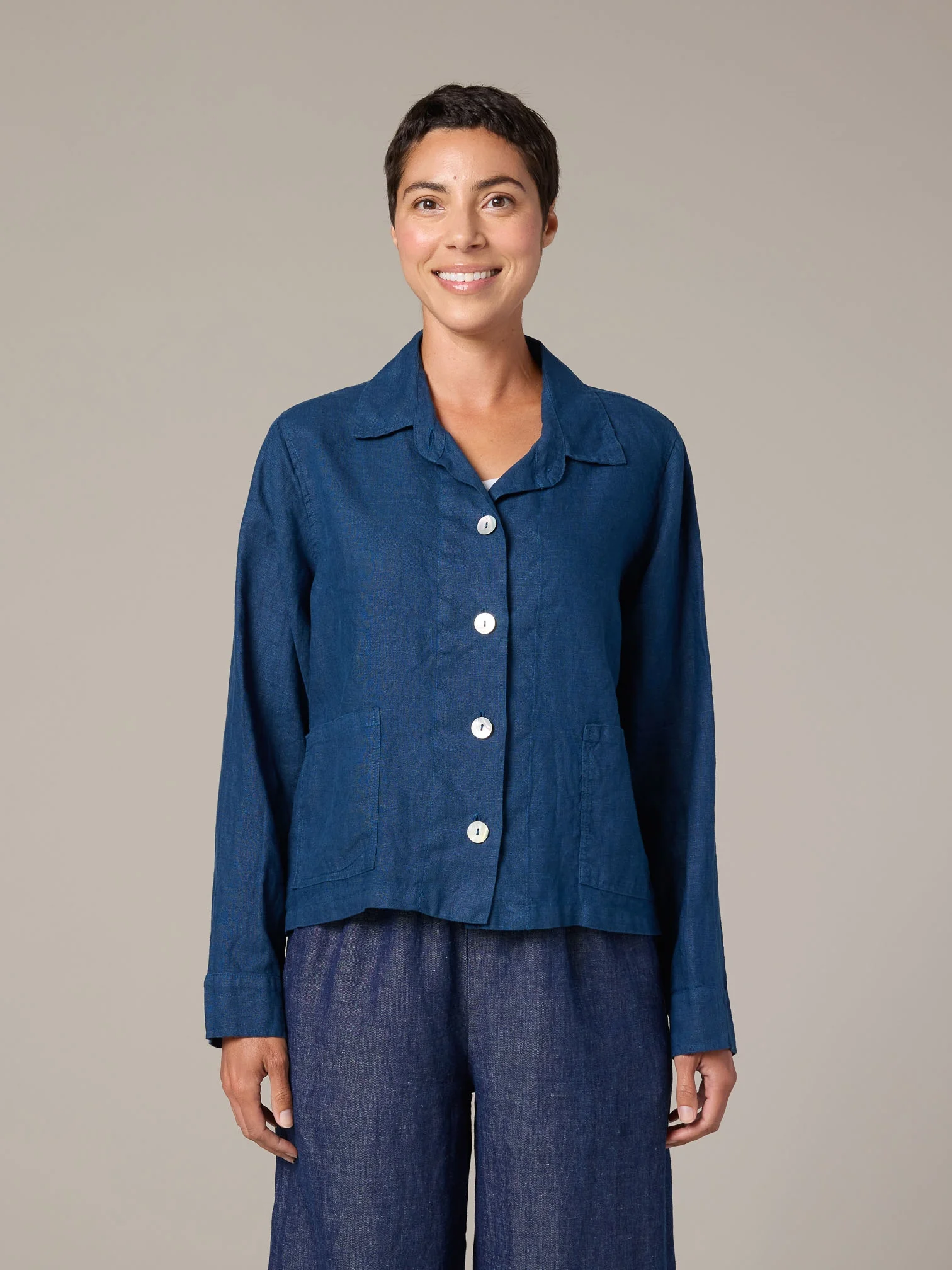 Cropped Jacket in Naval