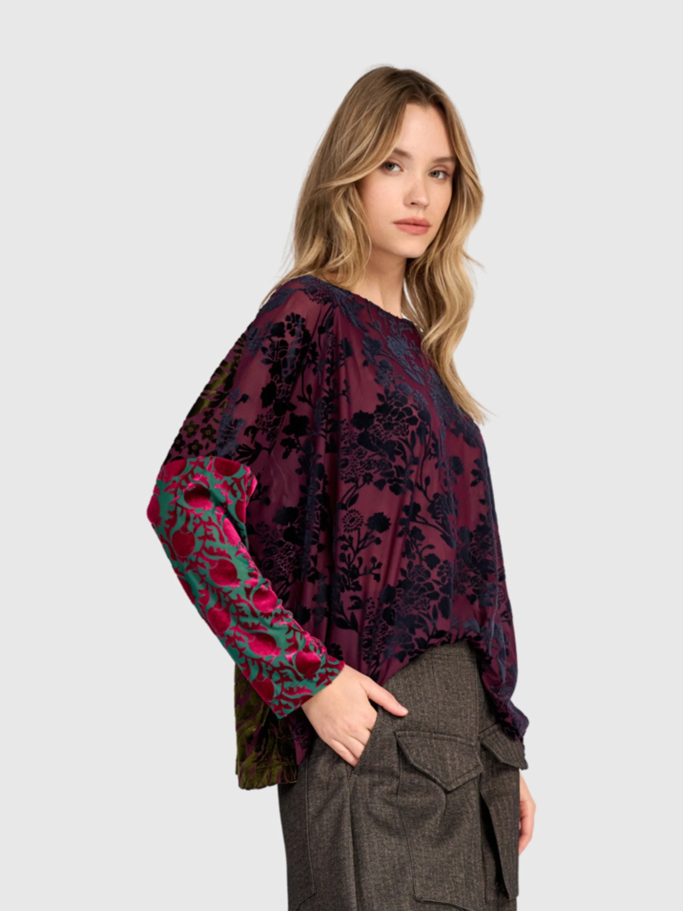 Cut Velvet Top in Regal