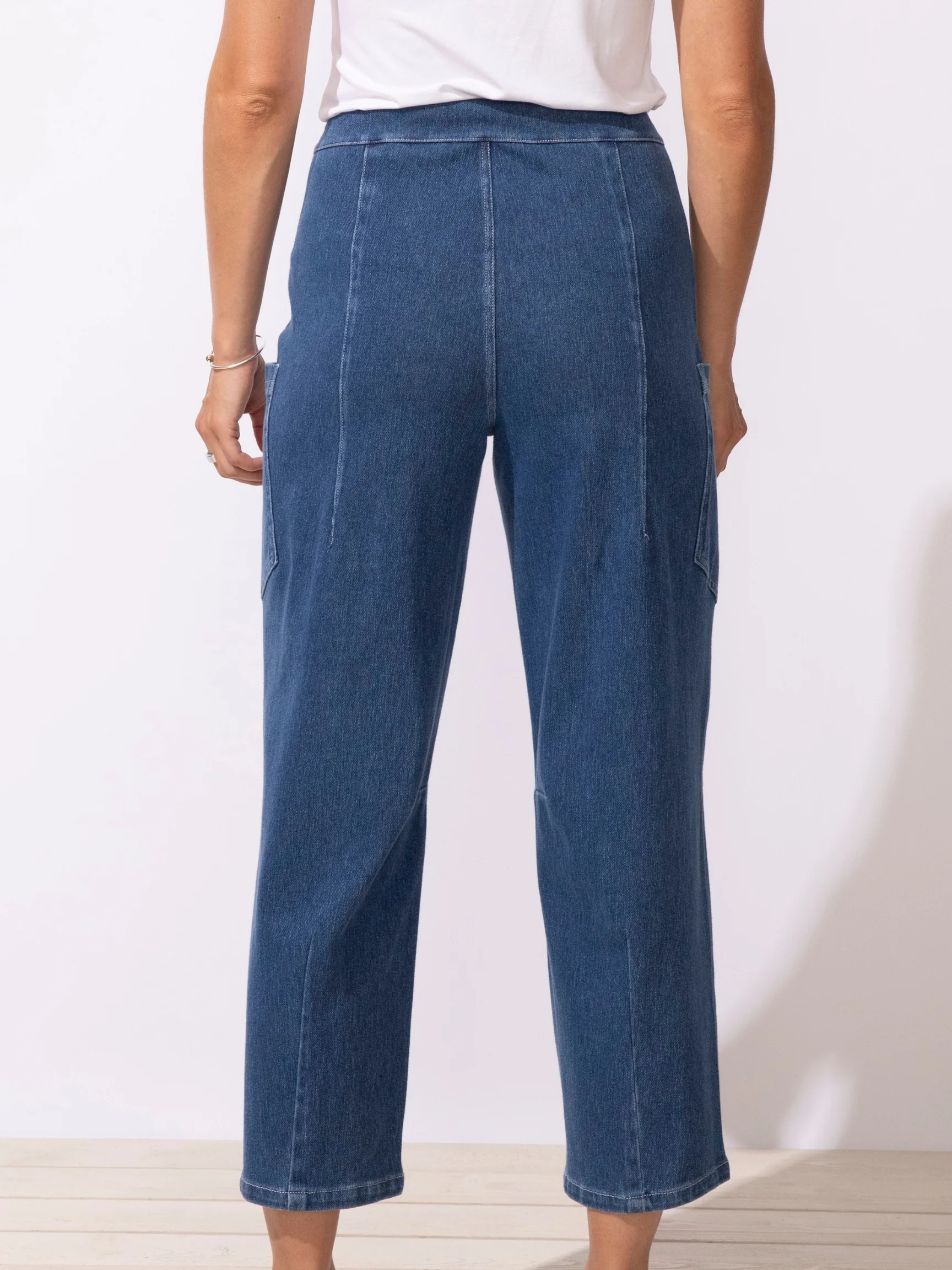 Darted Flood Jean in Mid Wash