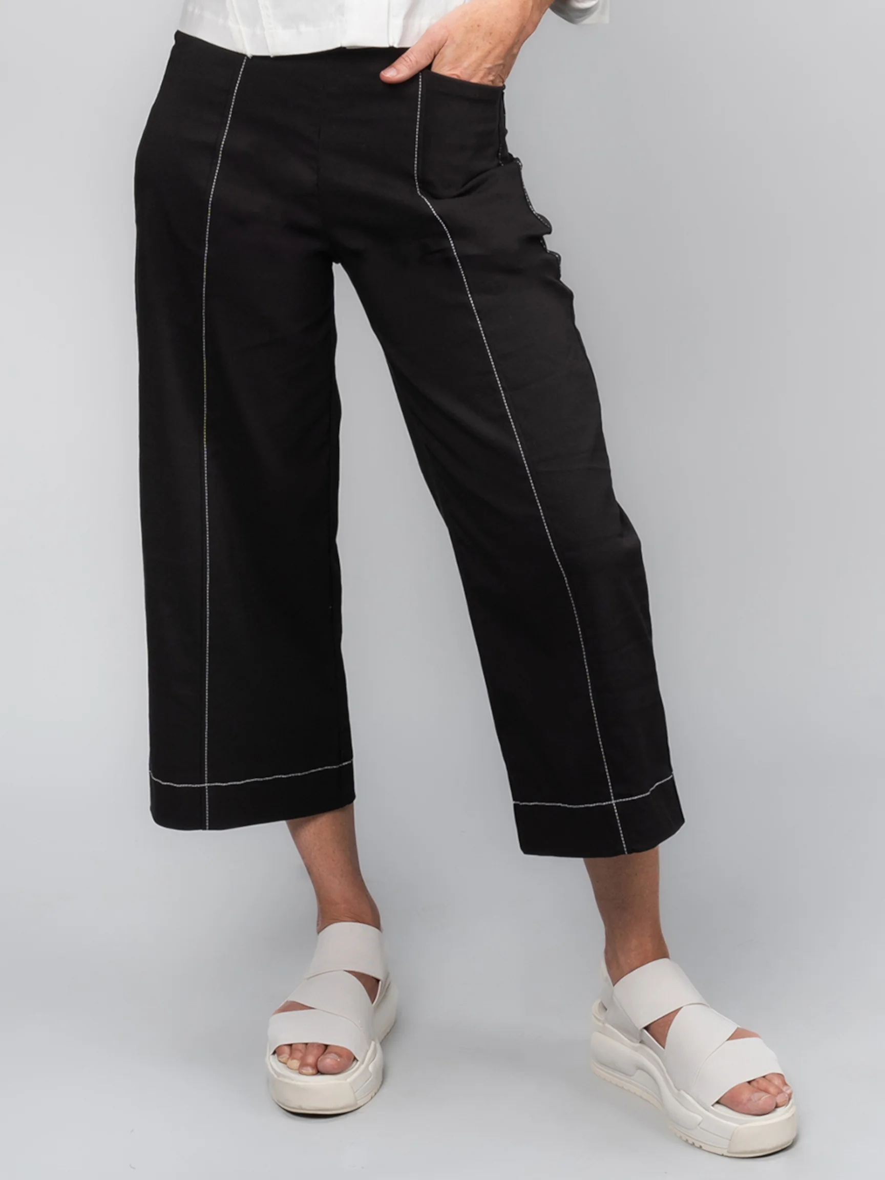 Davis Pant in Black