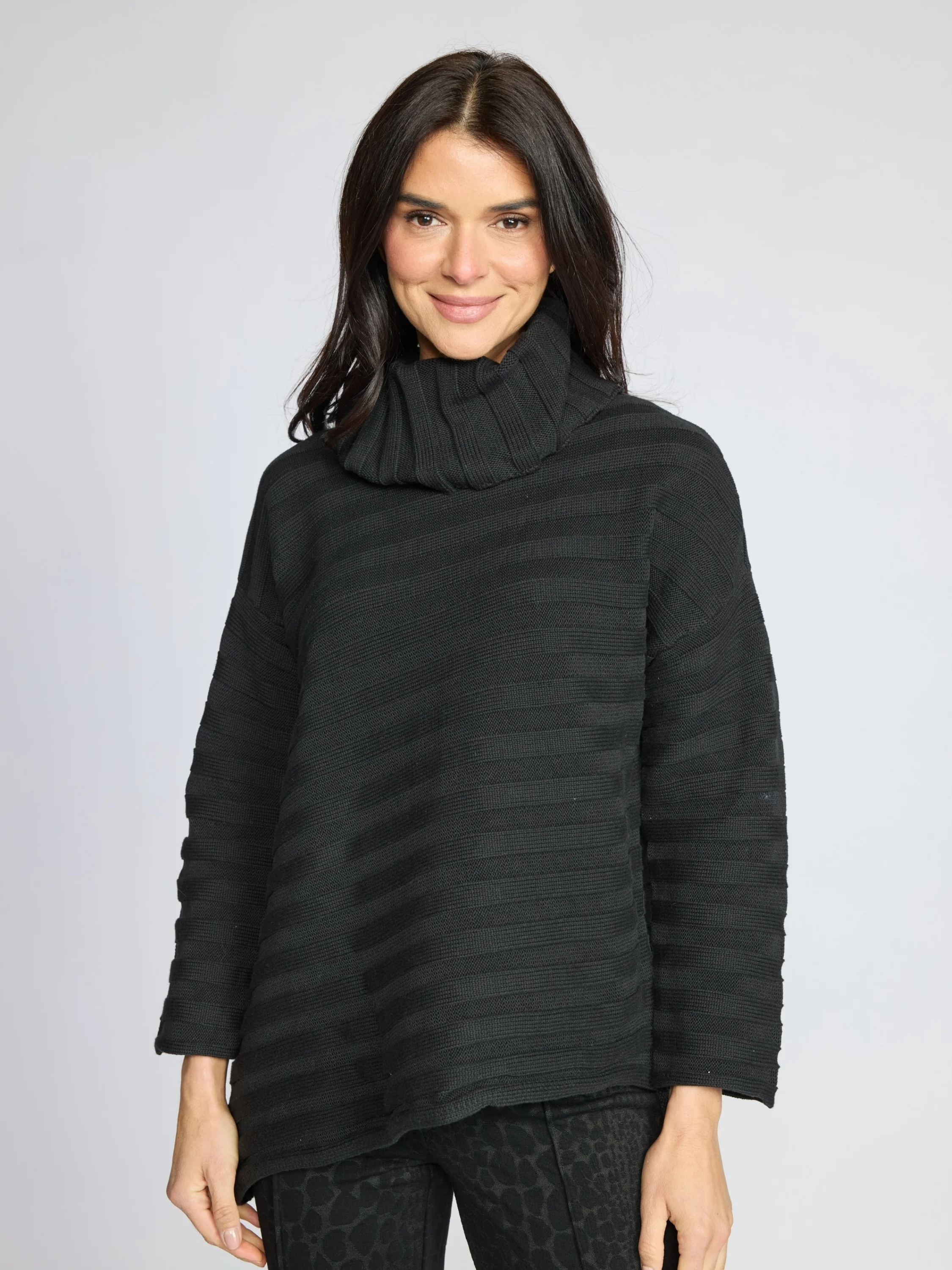Diagonal Turtleneck in Black