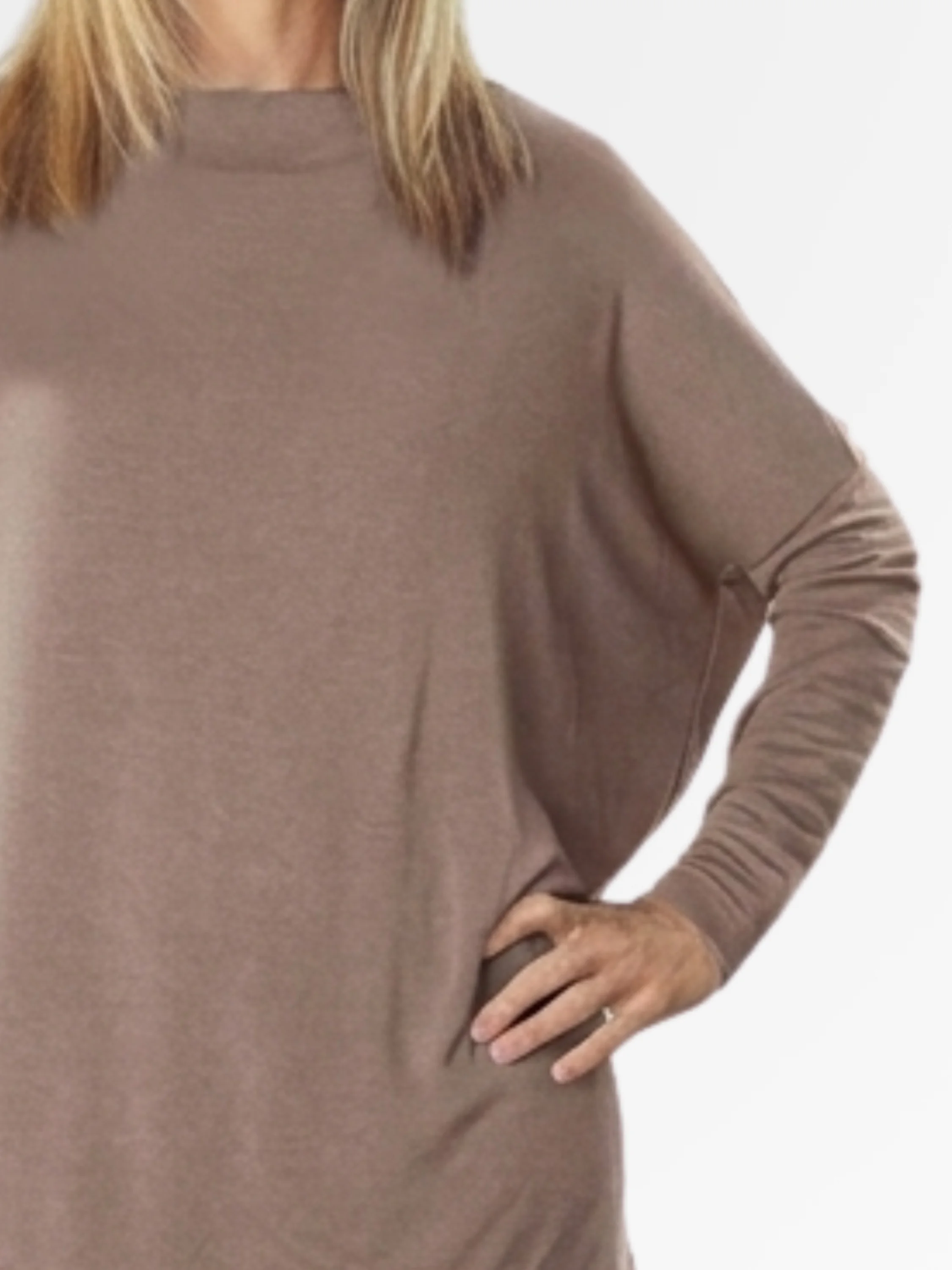 Dimitri Tunic in Lune