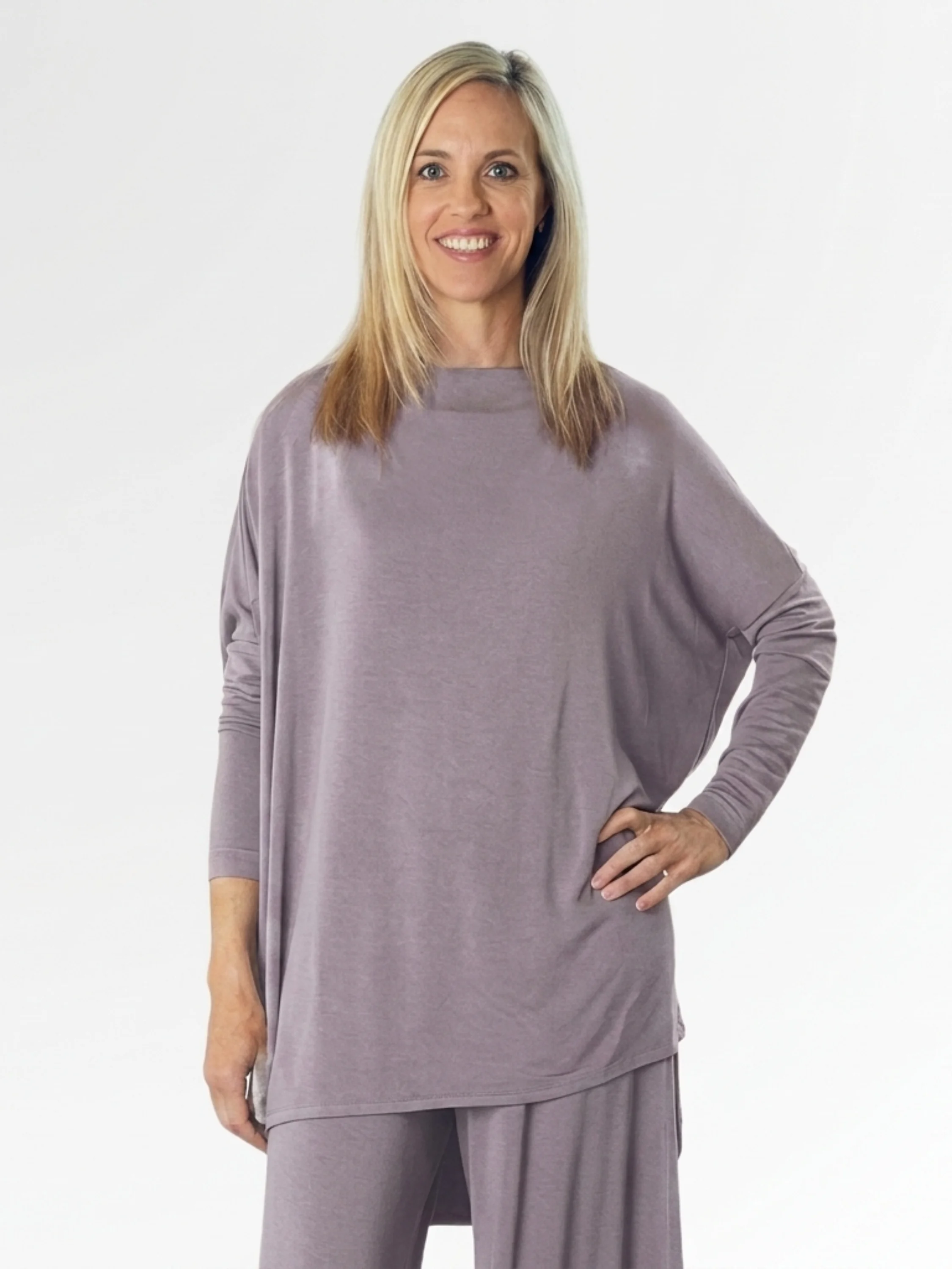Dimitri Tunic in Iberis