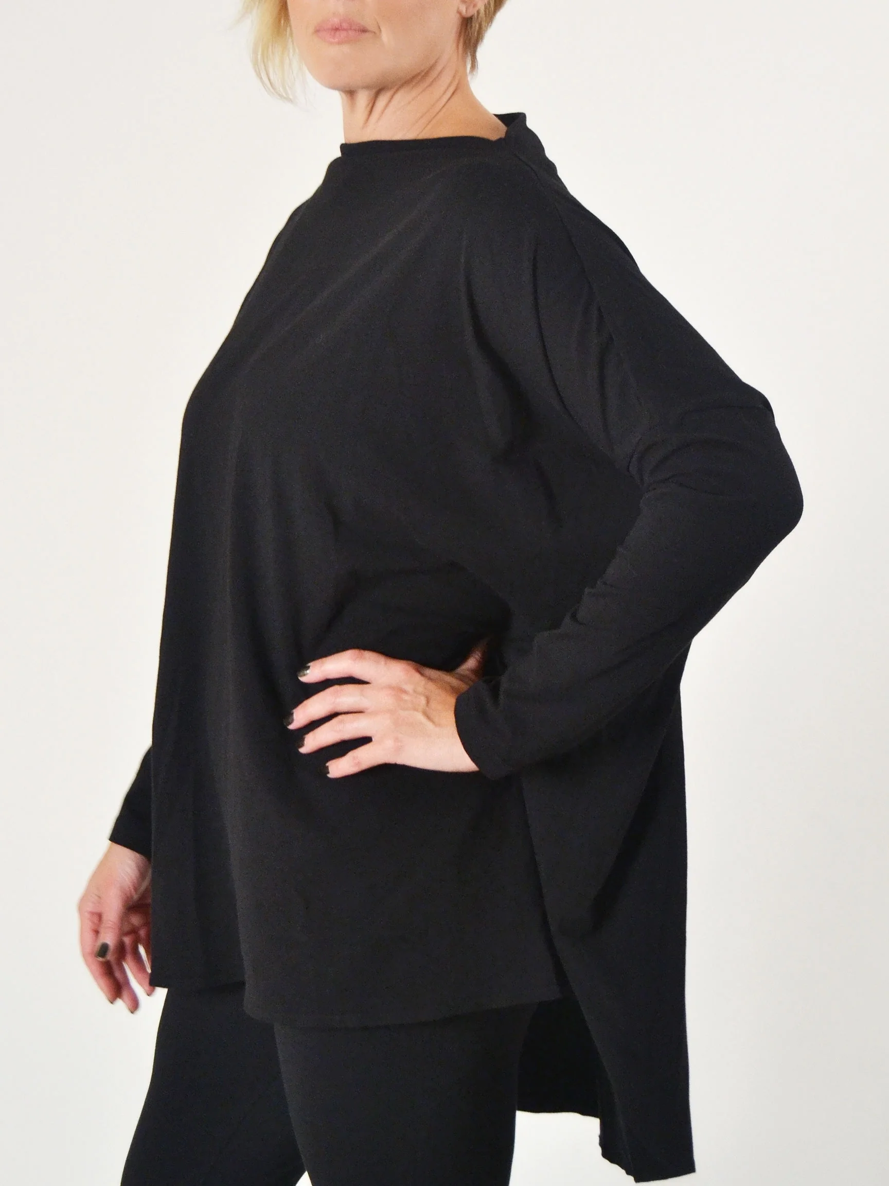 Dimitri Tunic in Black