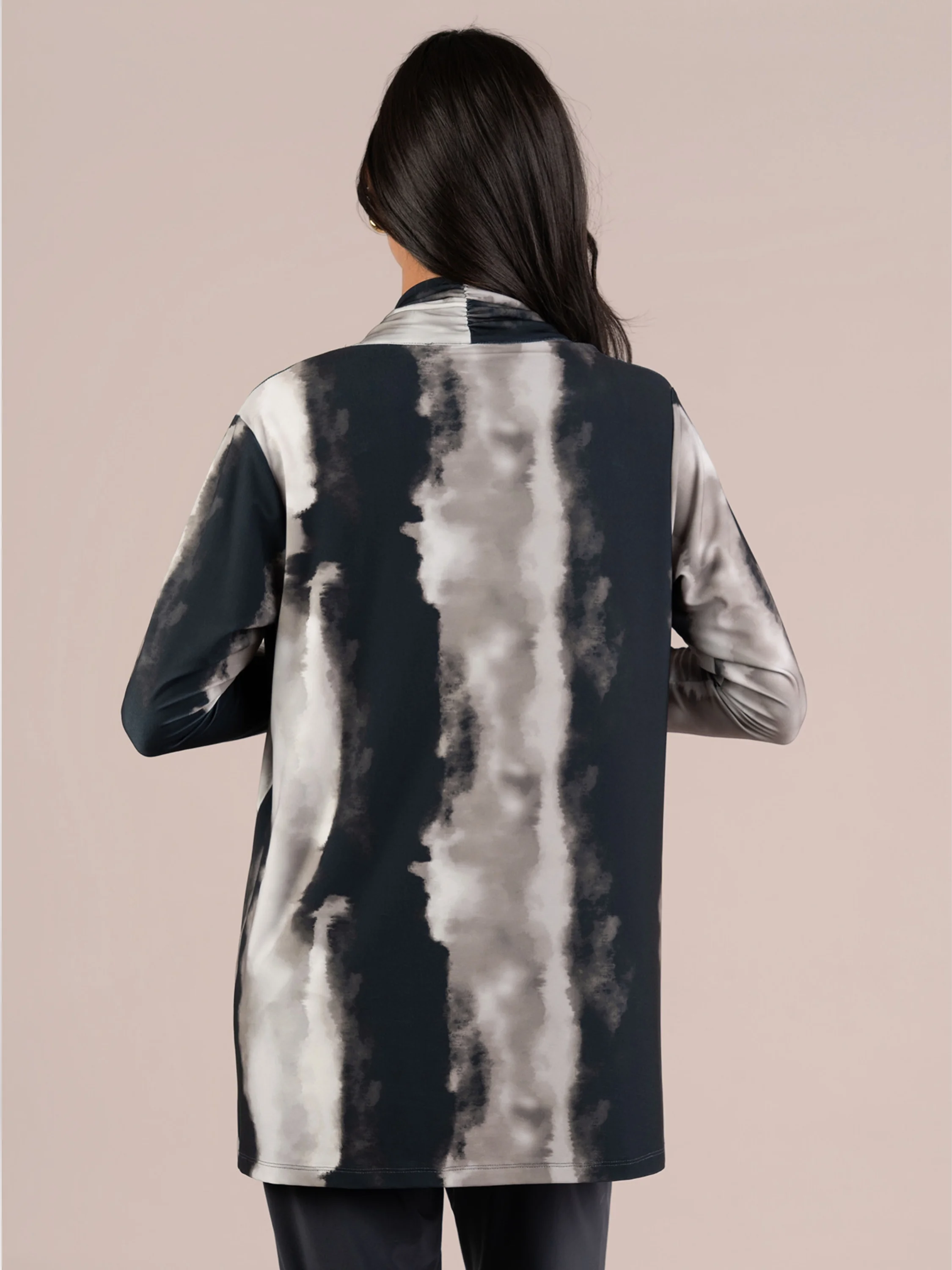 Double Loop Cardigan Print in Graphite Watercolor