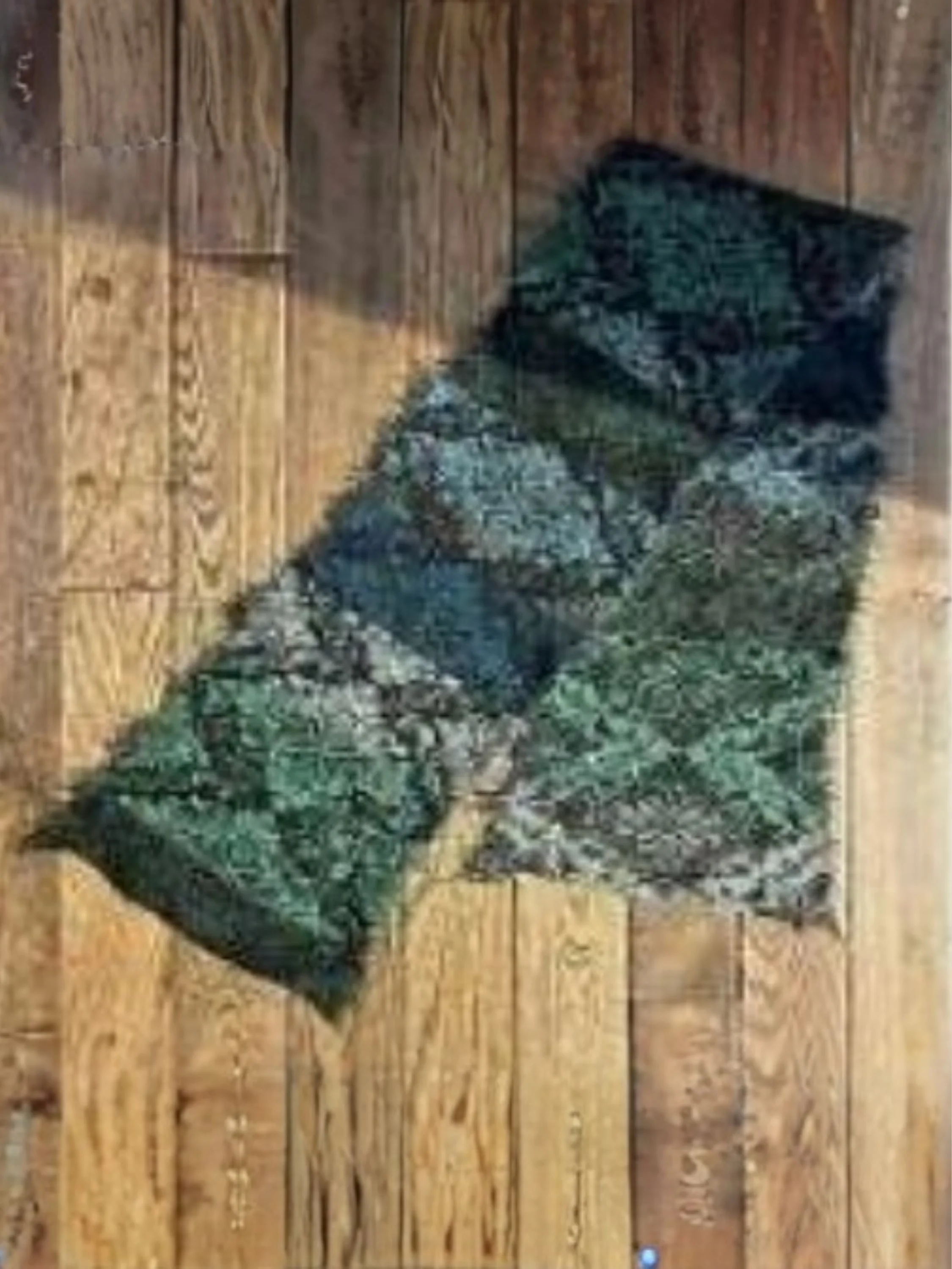 Double-Sided Scarf in Green