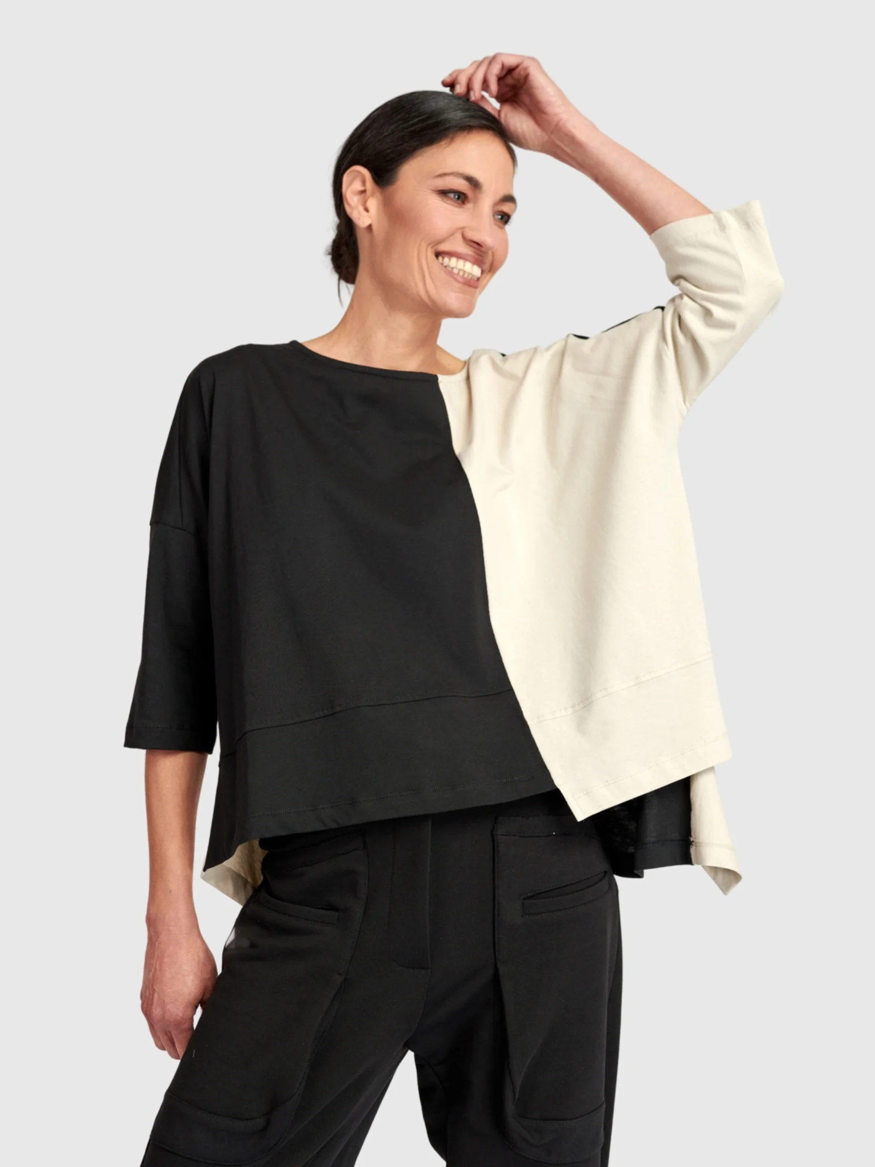 Duality Boxy Top in Mono