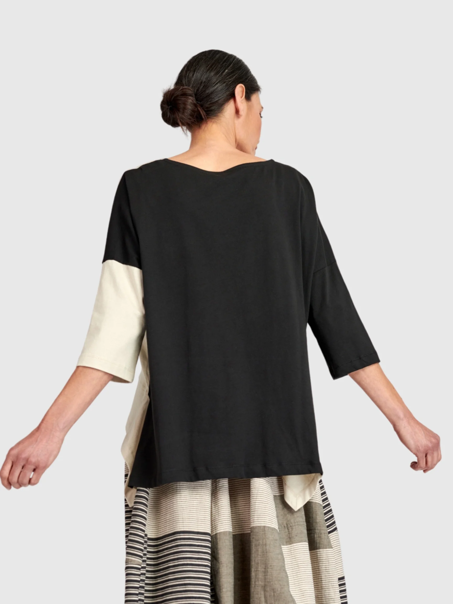 Duality Boxy Top in Mono