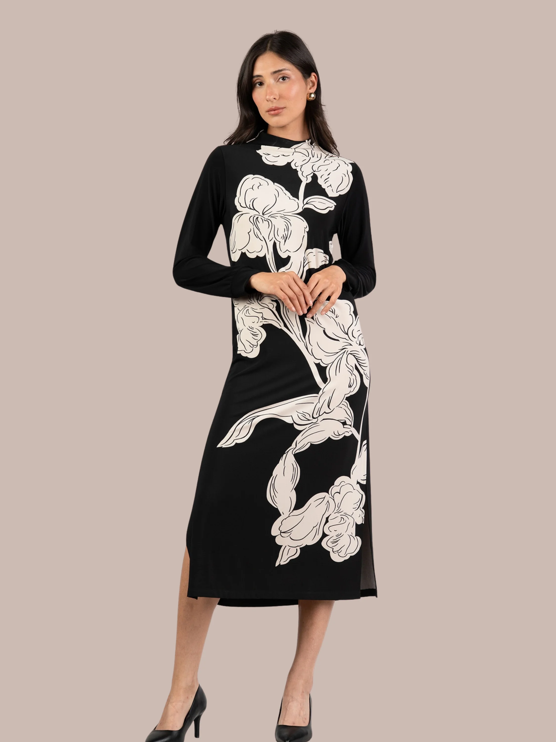 Echo Dress Placement Print in Black/Iris Cashew