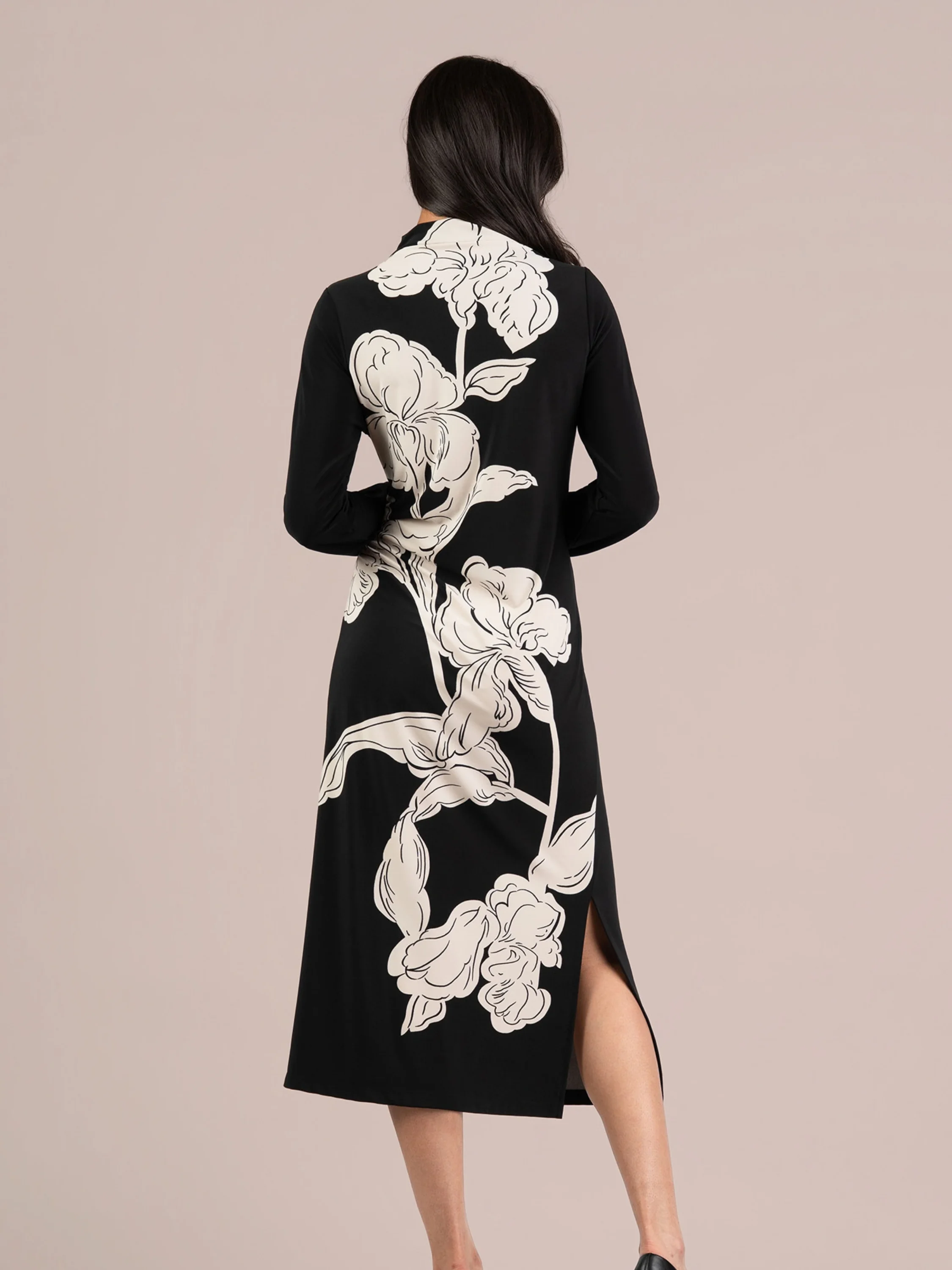 Echo Dress Placement Print in Black/Iris Cashew