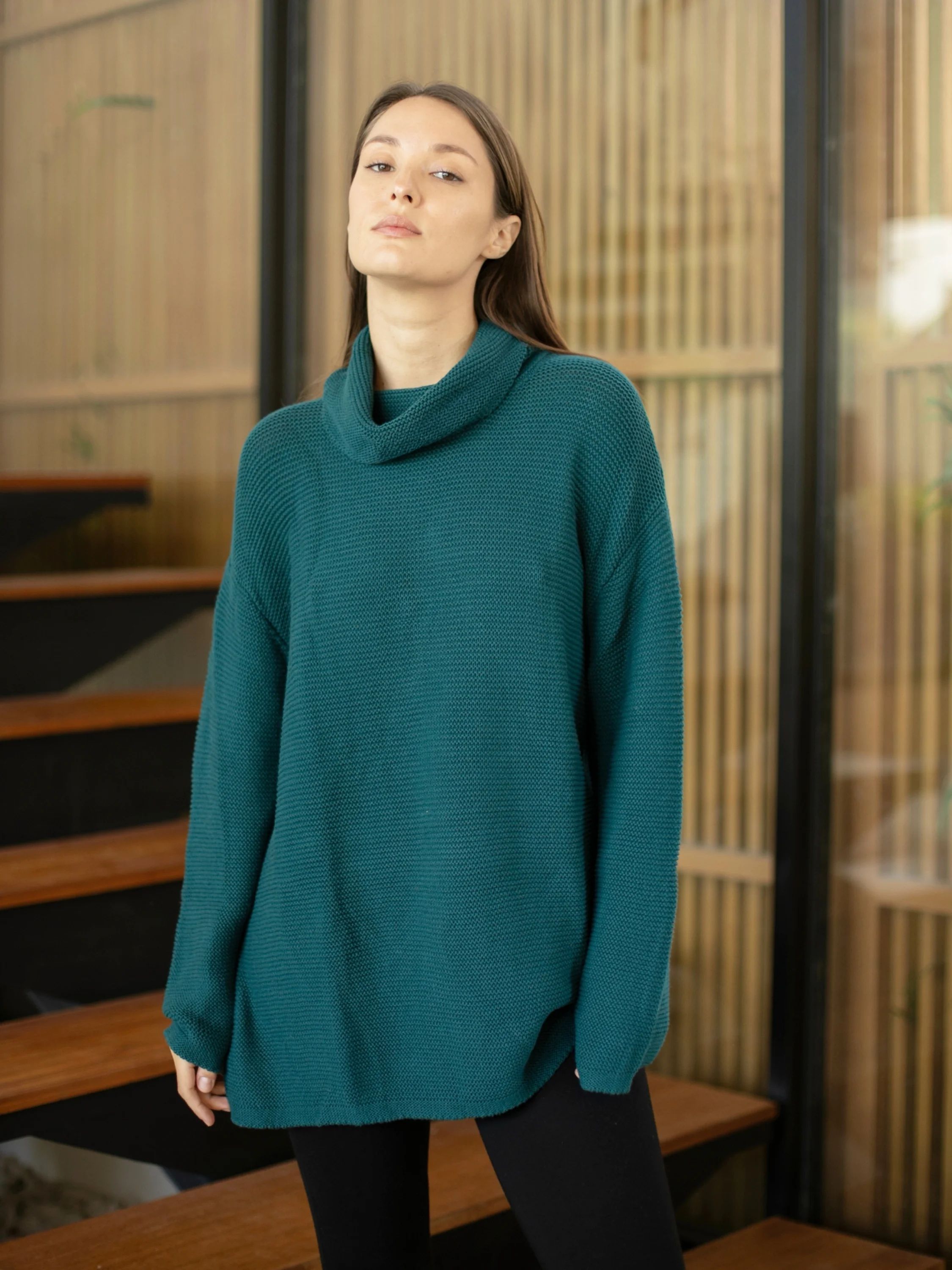 Eco Dog Walker in Pacific Teal