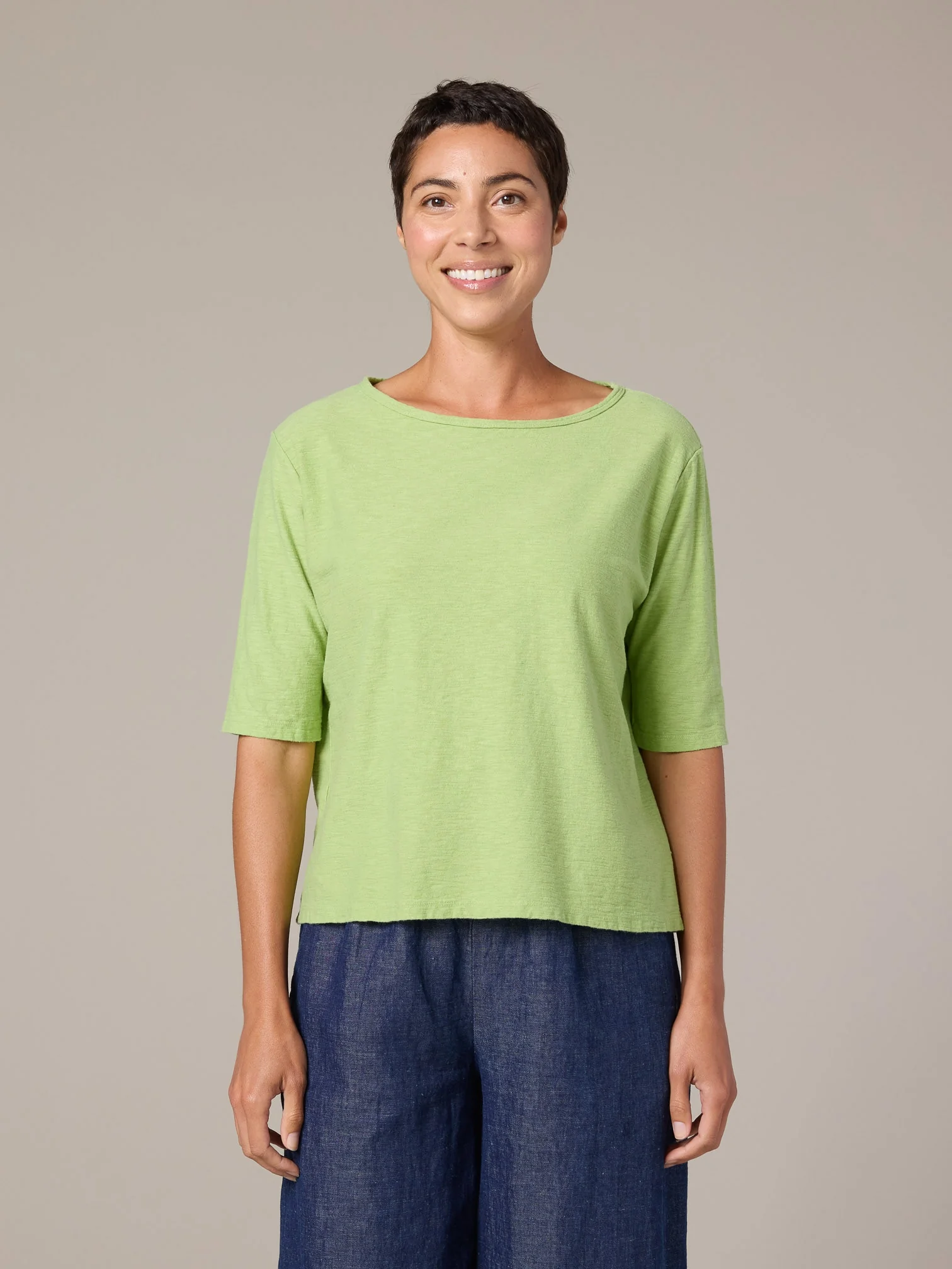 Elbow Slv Tee in Verde