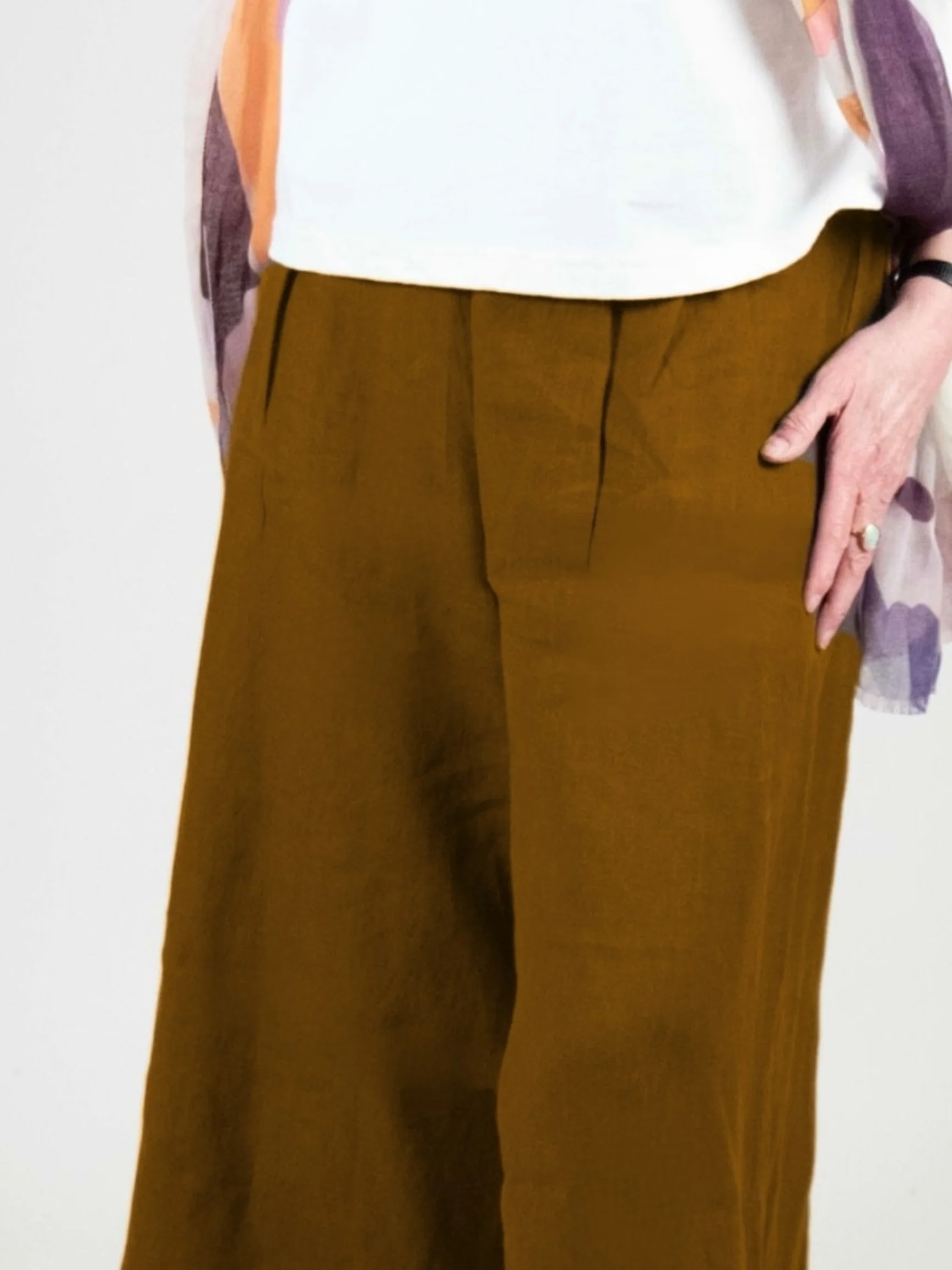 Ella Pant in Quinquina