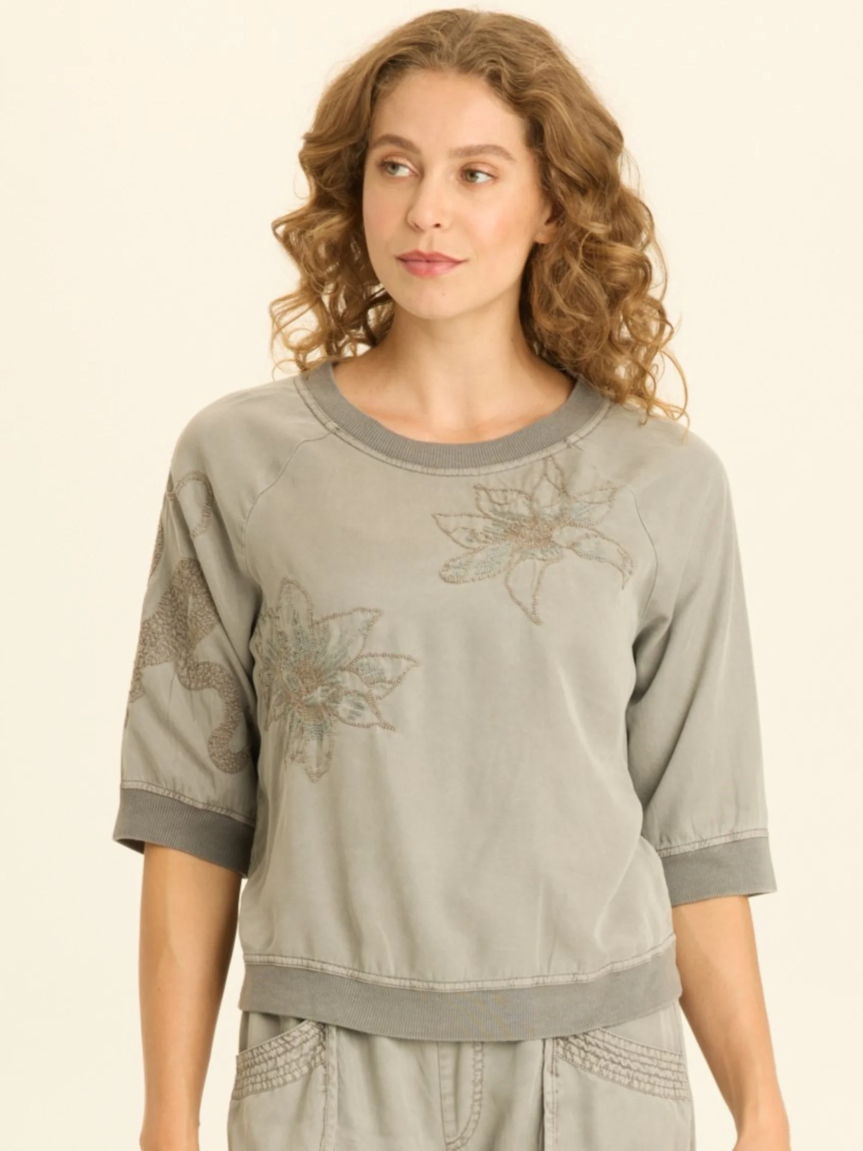 Embroidered Linton Top in Magnetic Grey