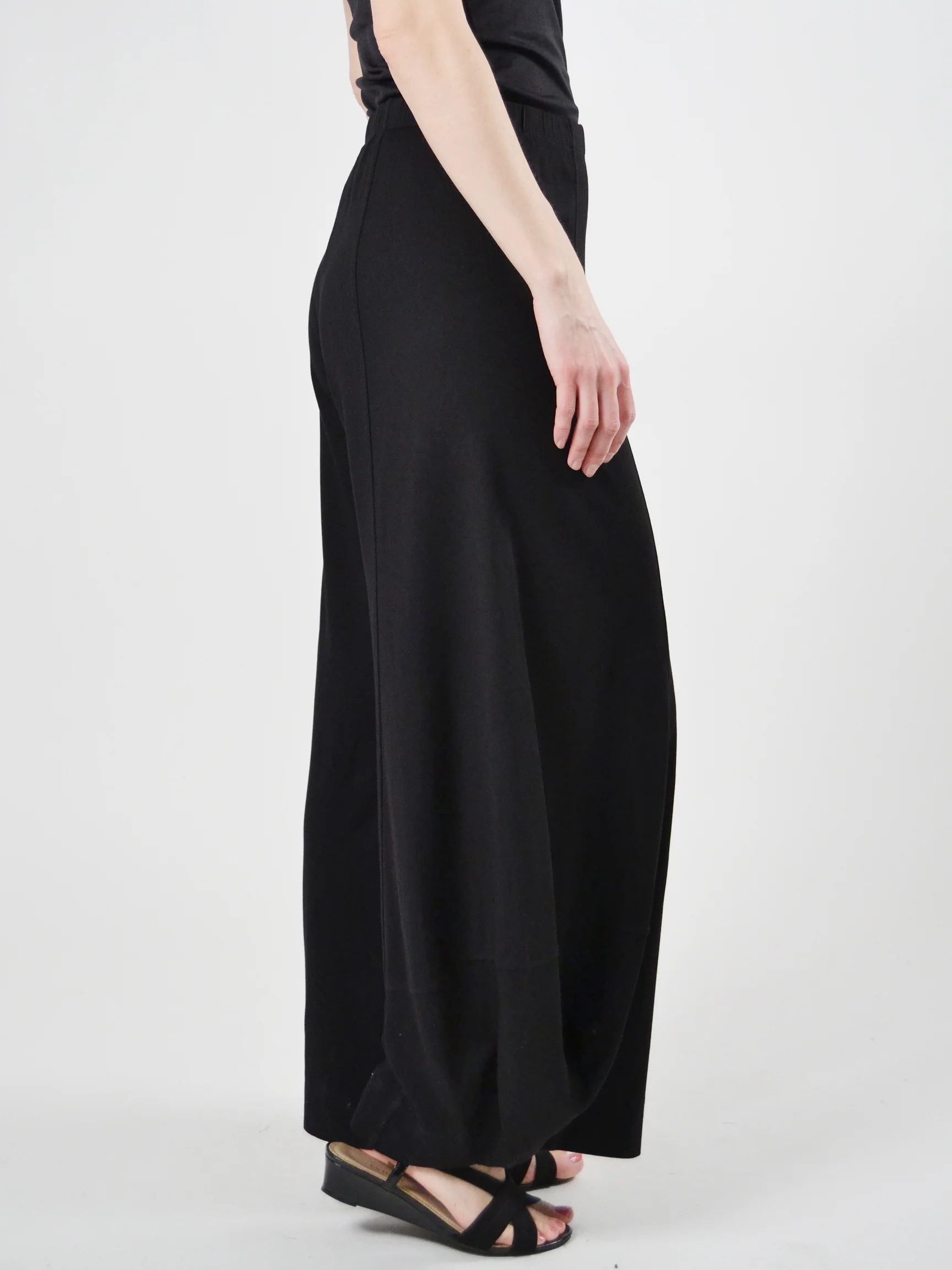 Essential Punto Pant in Black