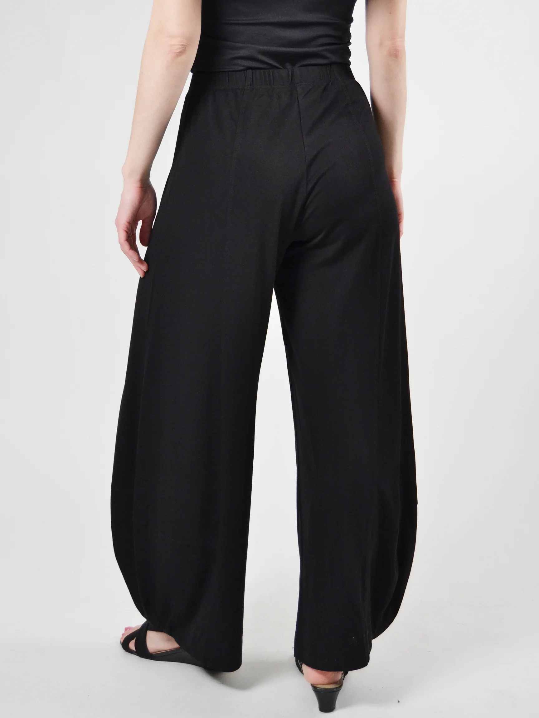 Essential Punto Pant in Black