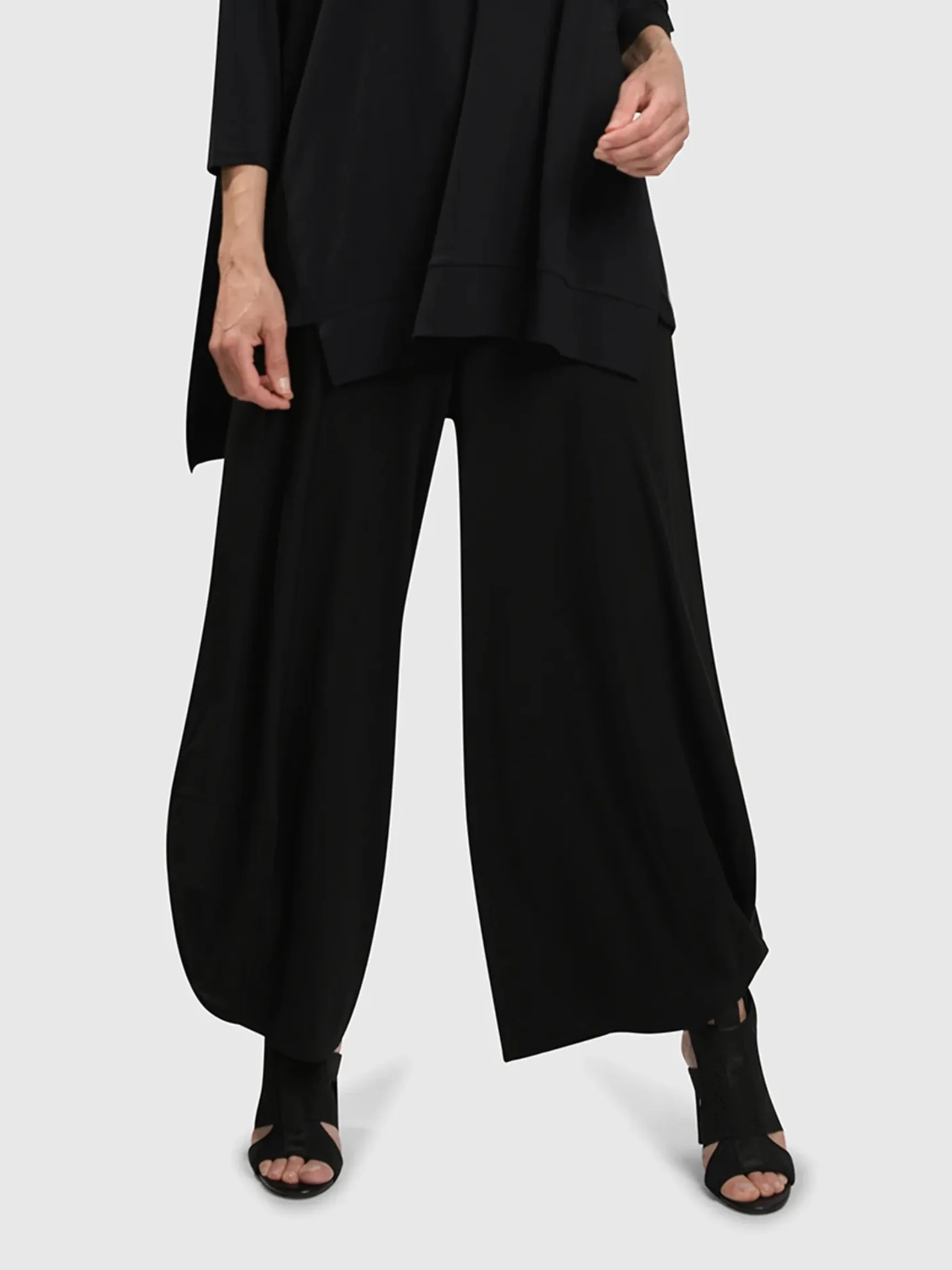 Essential Punto Pant in Black