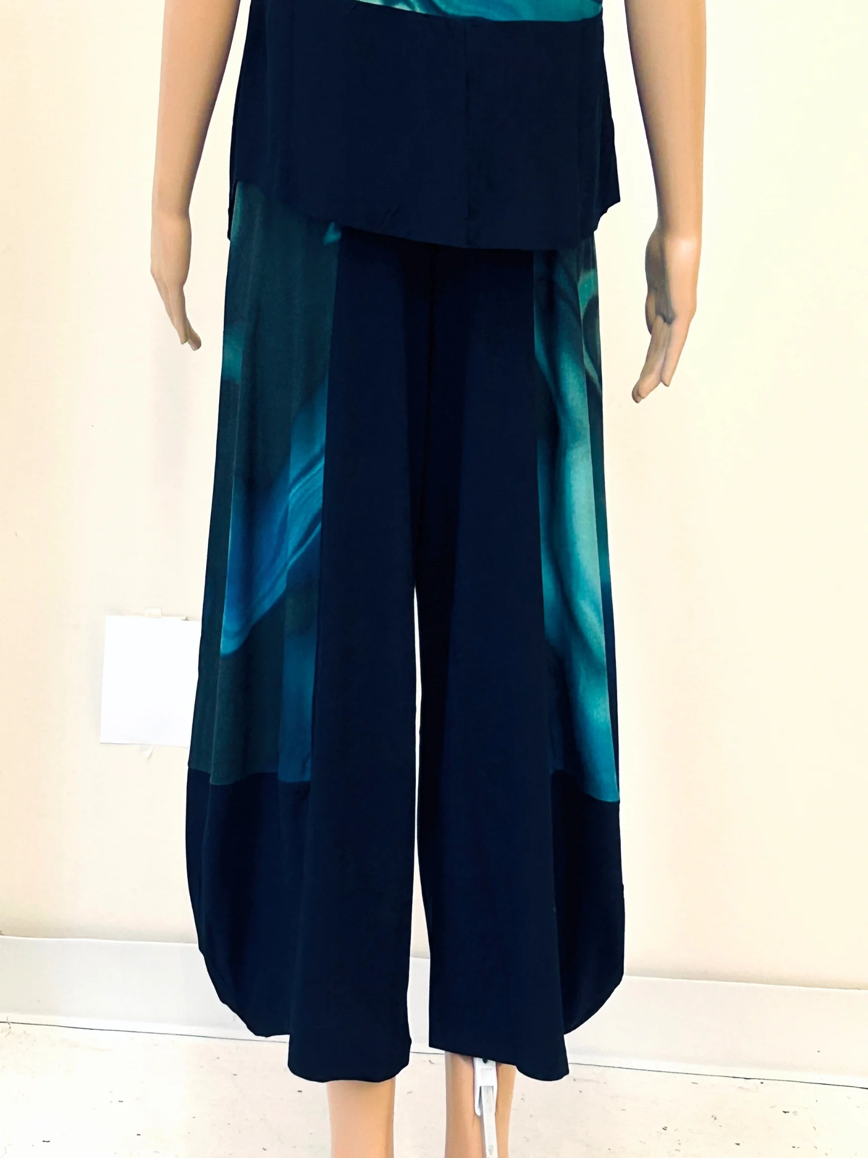 Fillmore Lantern Pants in Blue