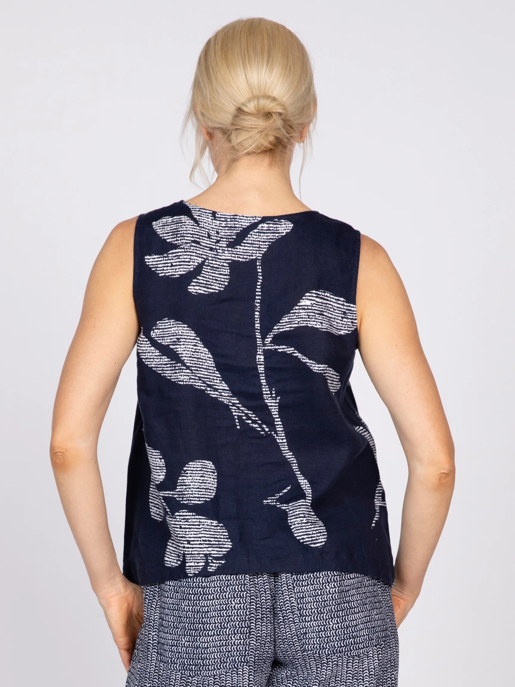 Floral Bouquet Tank in Navy