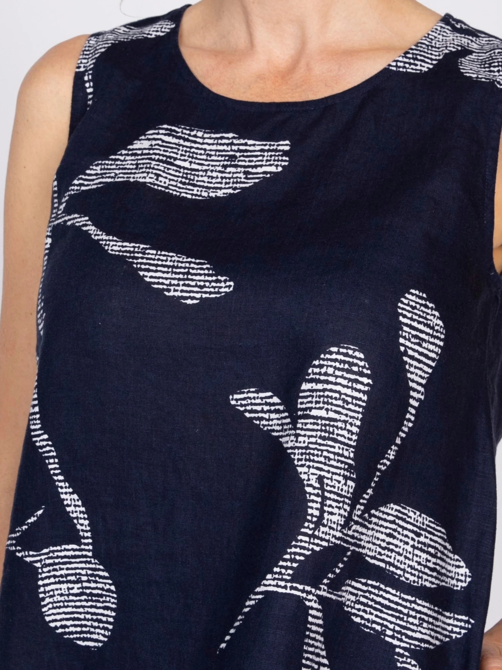 Floral Bouquet Tank in Navy