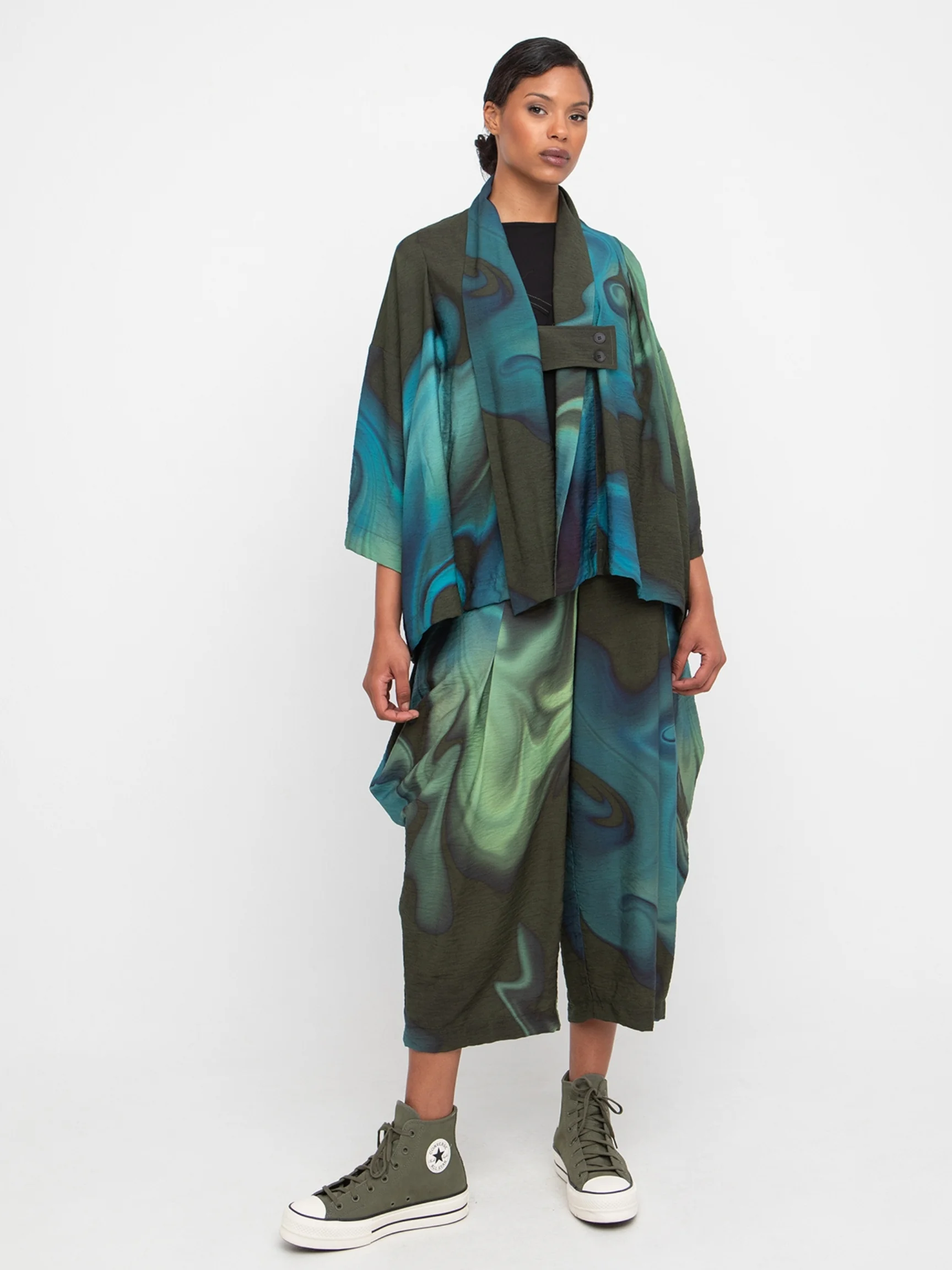 Fluid Crop Pant in Blue