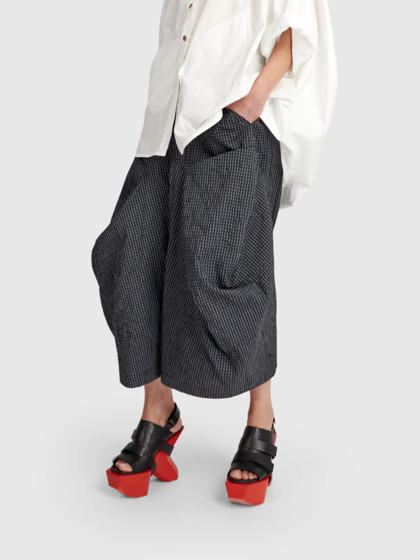 Fold Line Pant in Grid