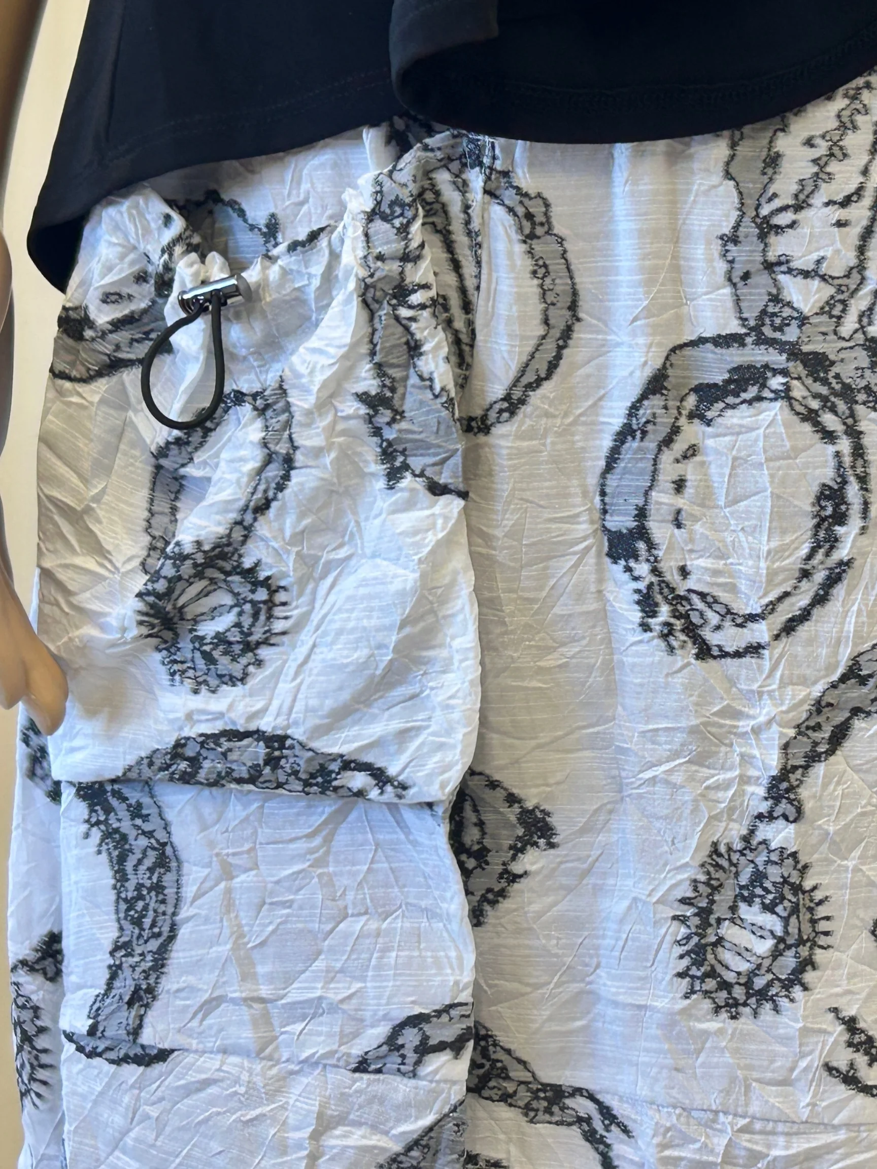 Frankie Skirt in Onyx Ash