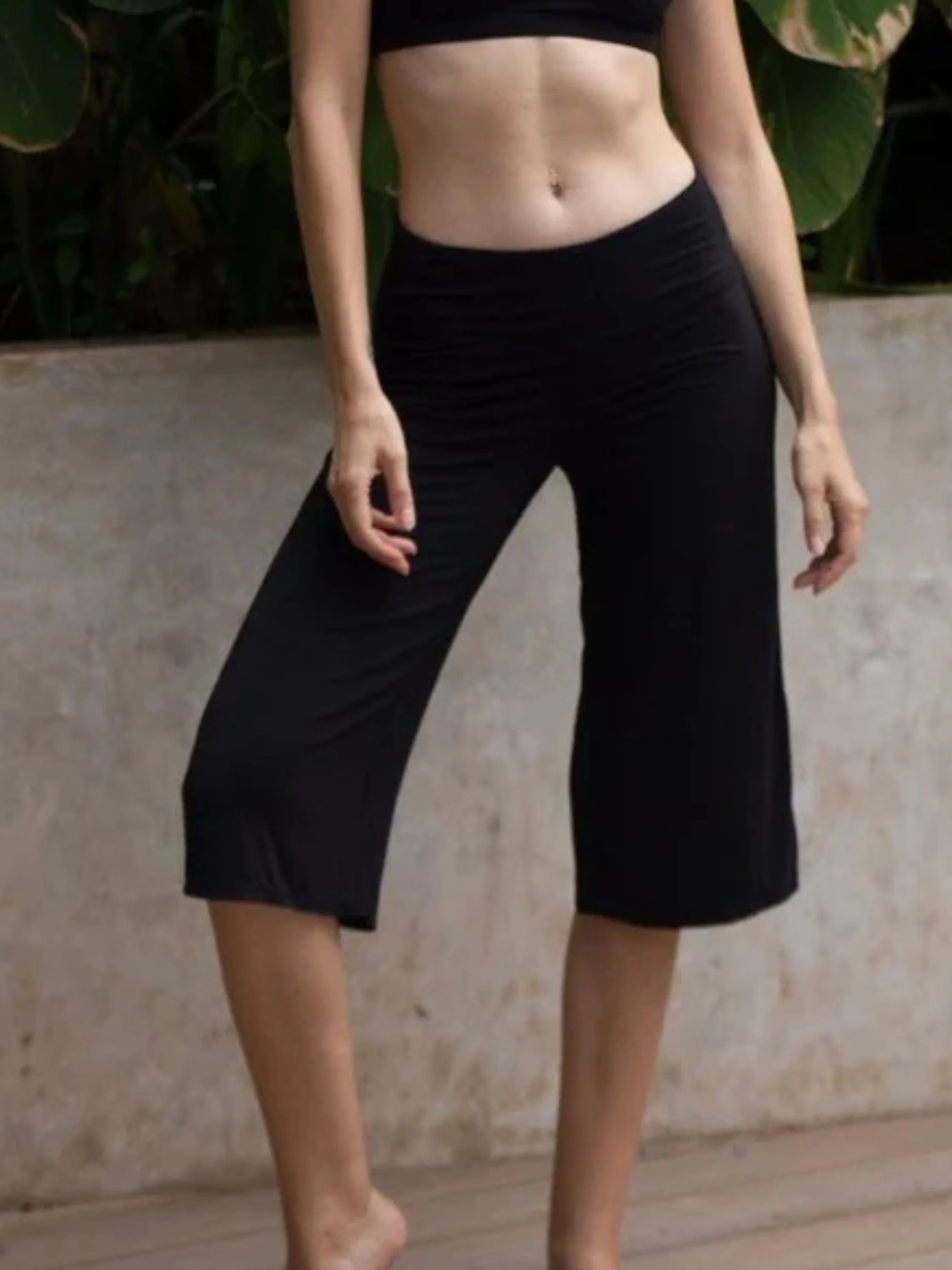 Gaia Yoga Pant in Black