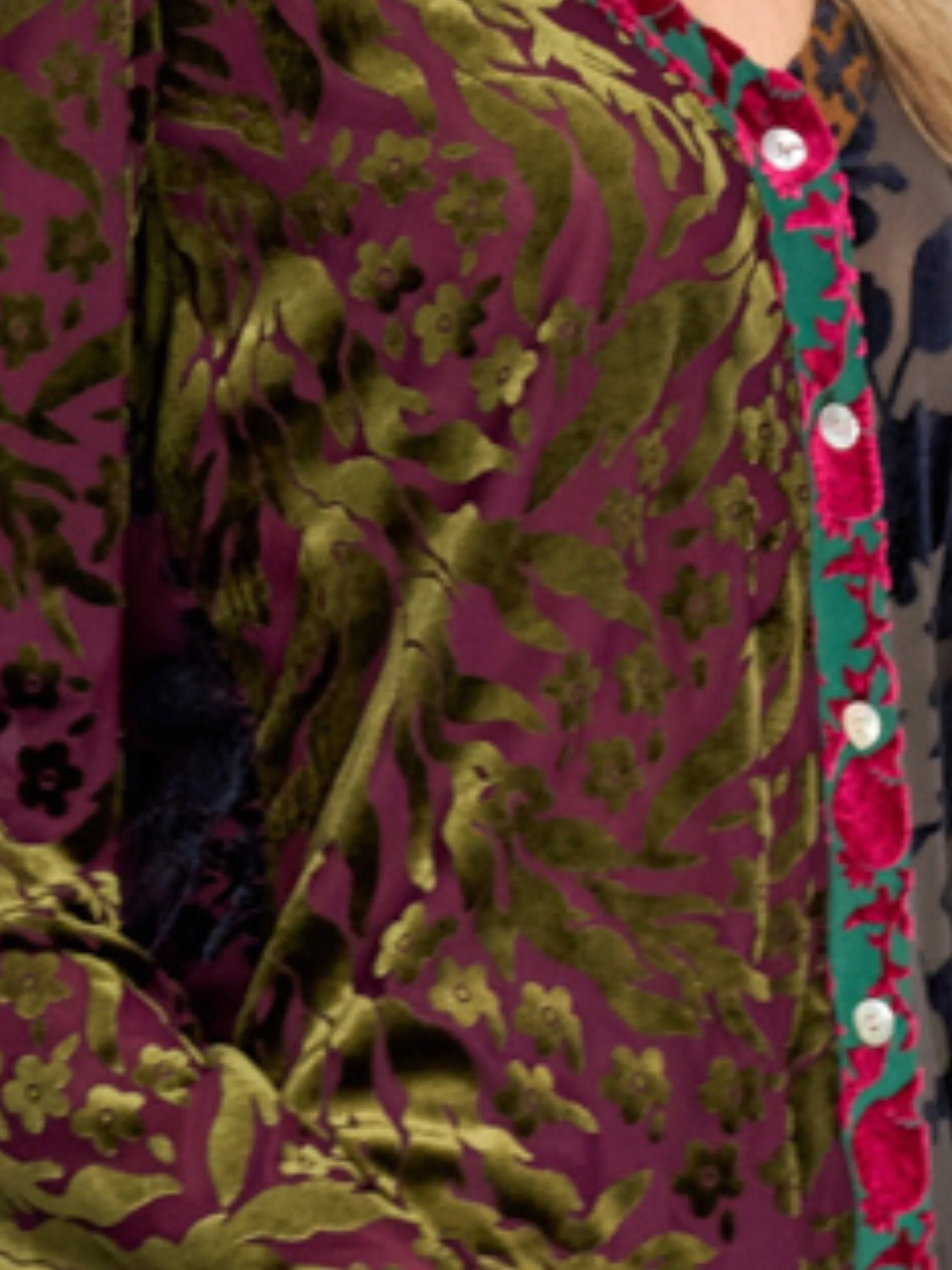 Garden Velvet Top in Regal
