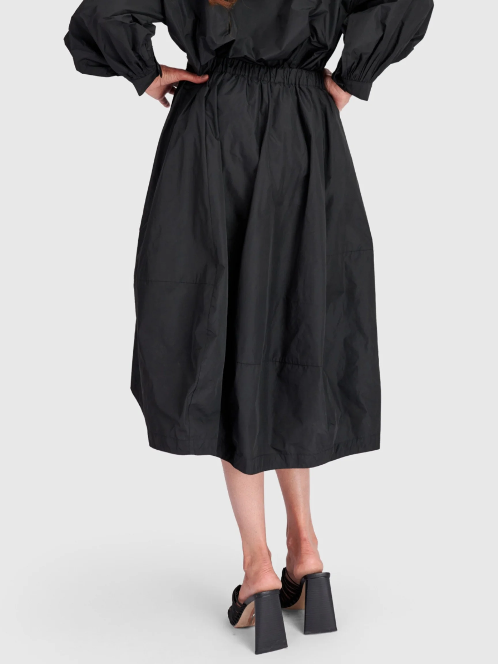 Gathered Midi Skirt in Black
