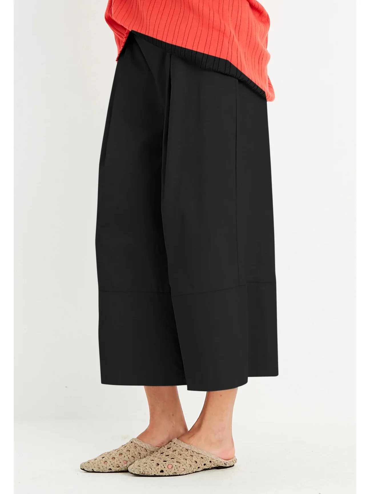 Gaucho in Black