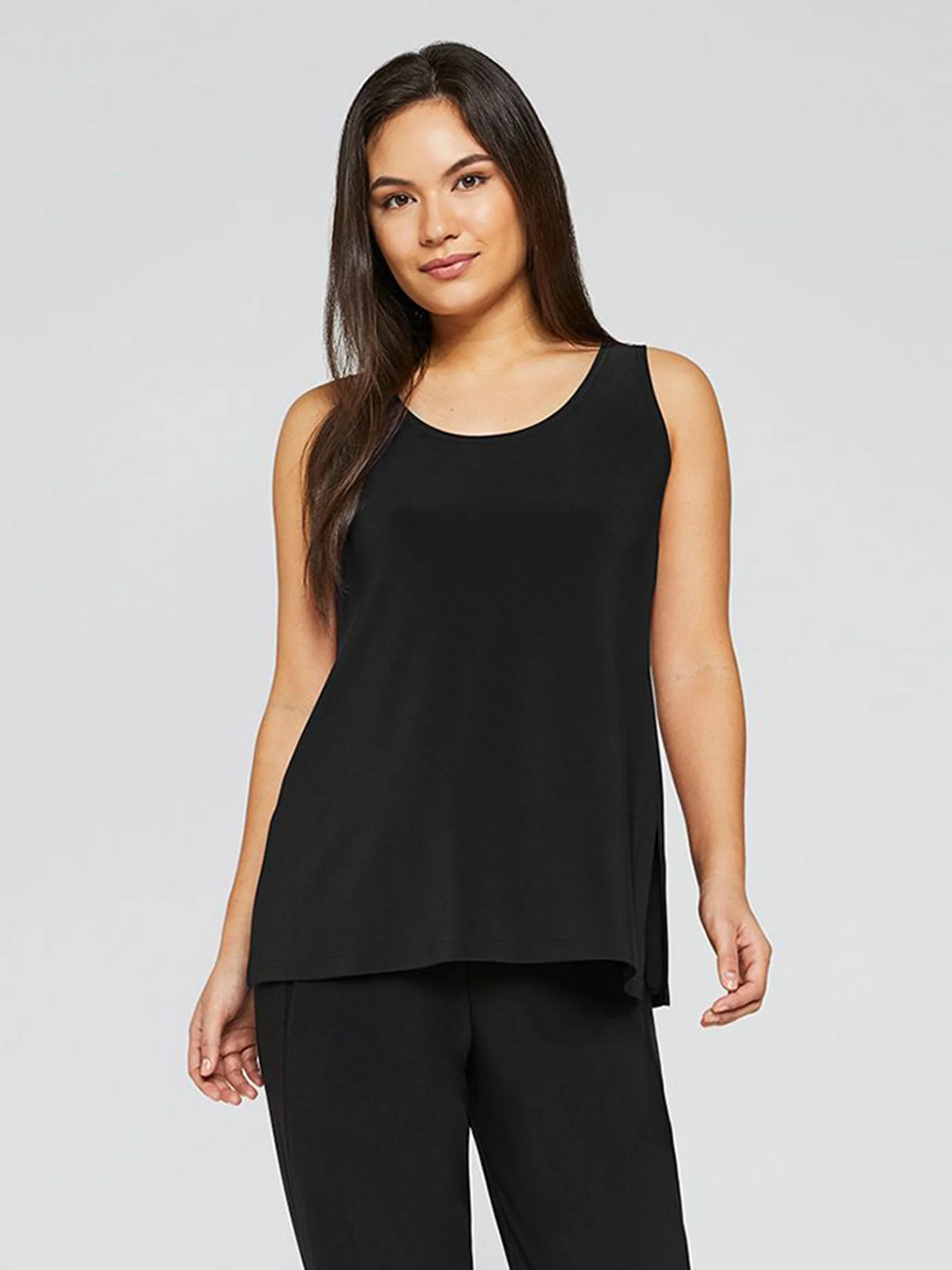 Go To Tank Relax in Black