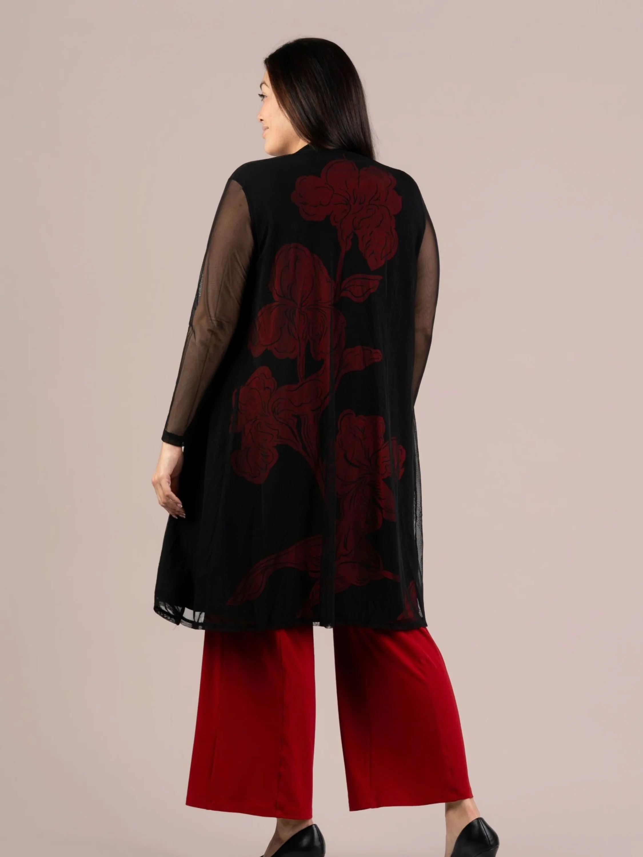 Grand Duster in Black/Grand Iris Red