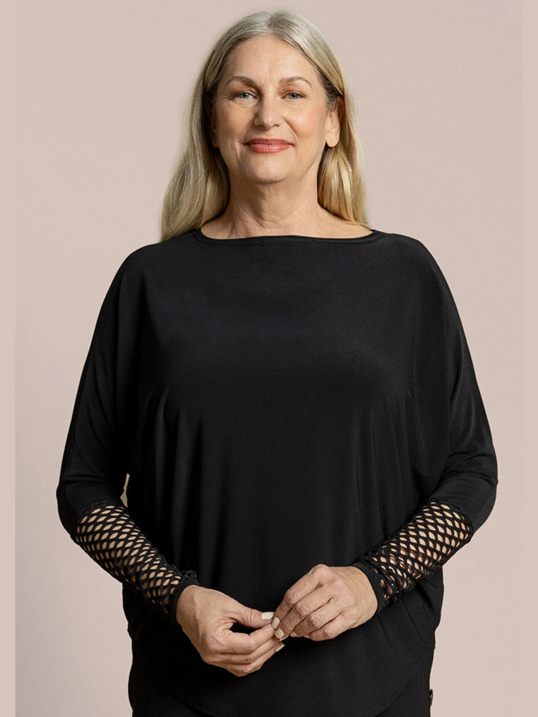 Honeycomb Mix Nu Cinch Top in Black