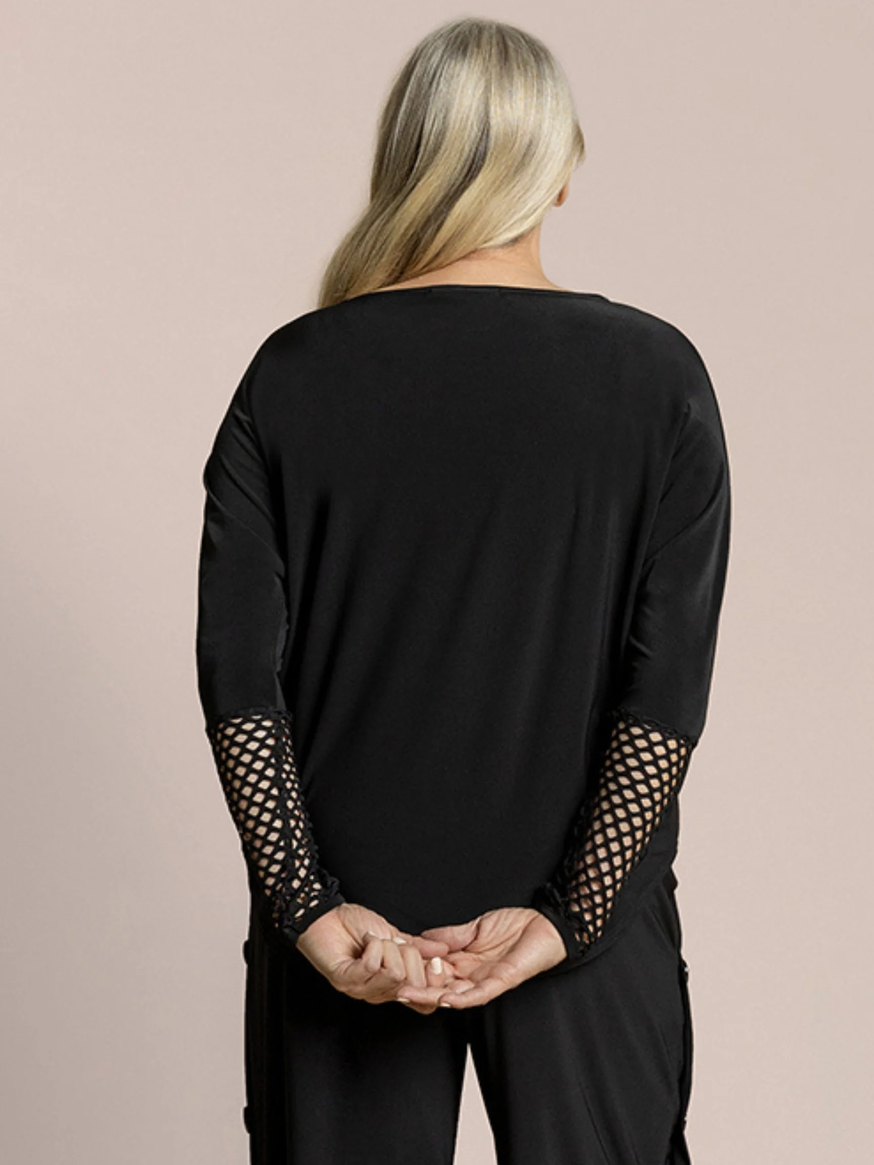 Honeycomb Mix Nu Cinch Top in Black