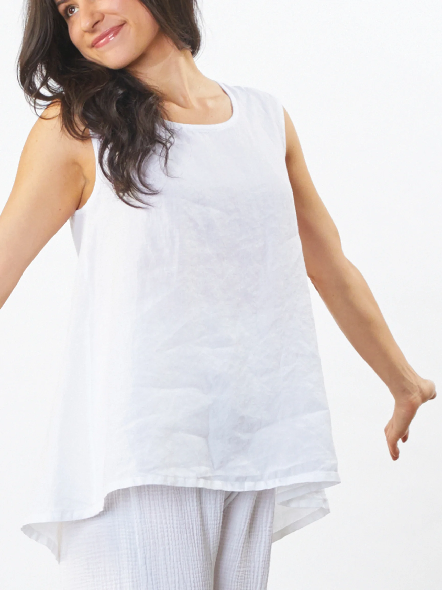 Huxley Tank in White
