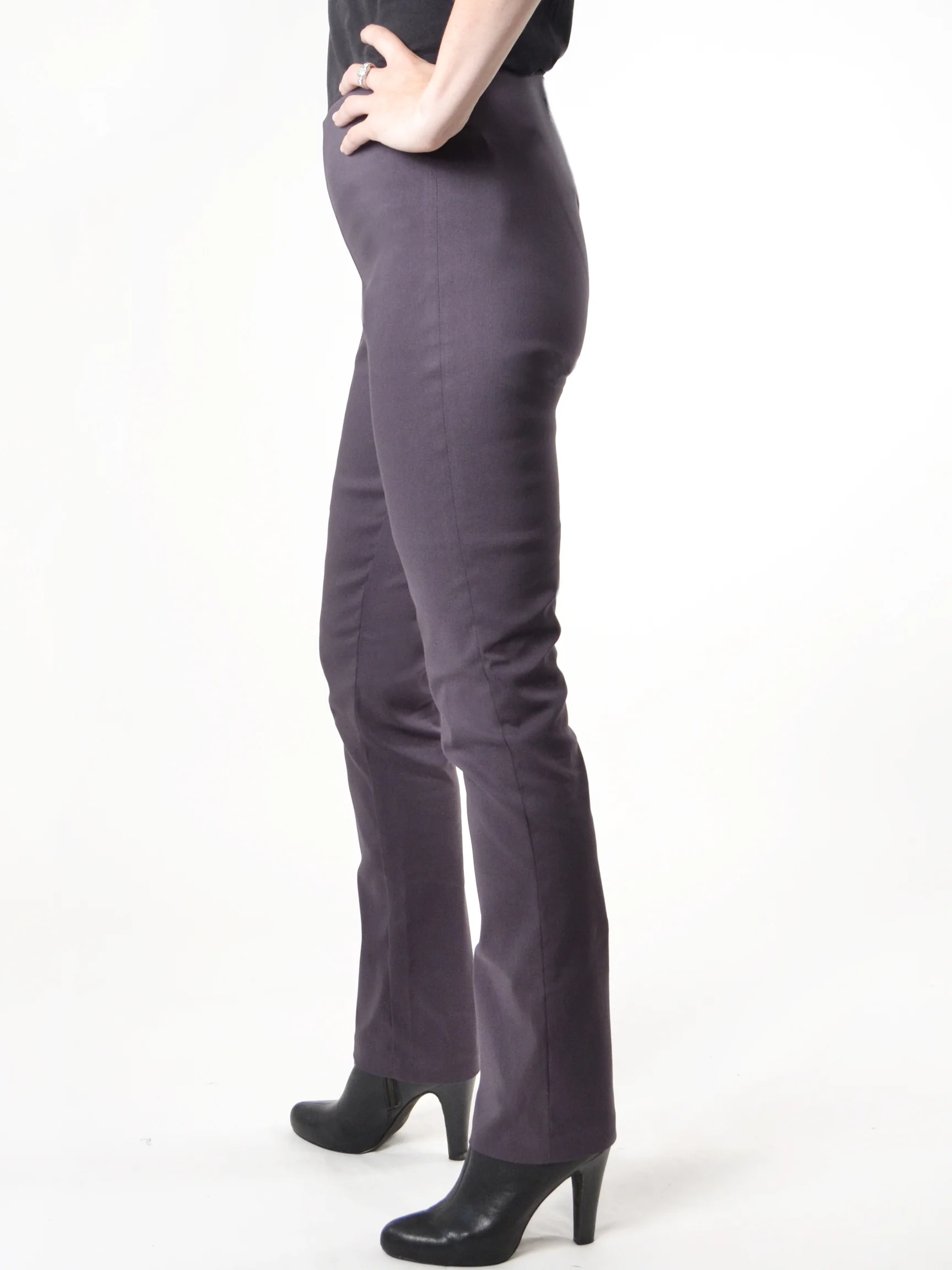 Keesha Pant in Dark Grey
